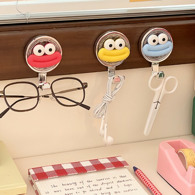 《4327》不鏽鋼大眼香腸嘴造型掛勾(2入)