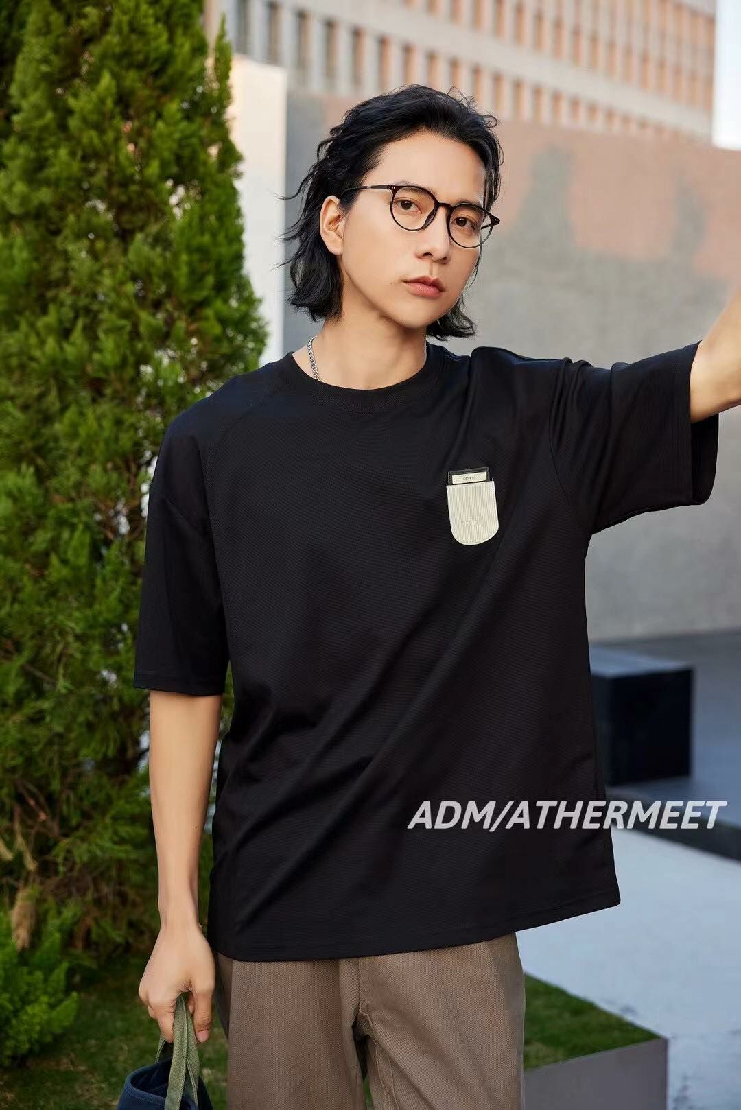 ADM 新銳品牌  2024 春夏 COME ON 皮製口袋 短t 8919