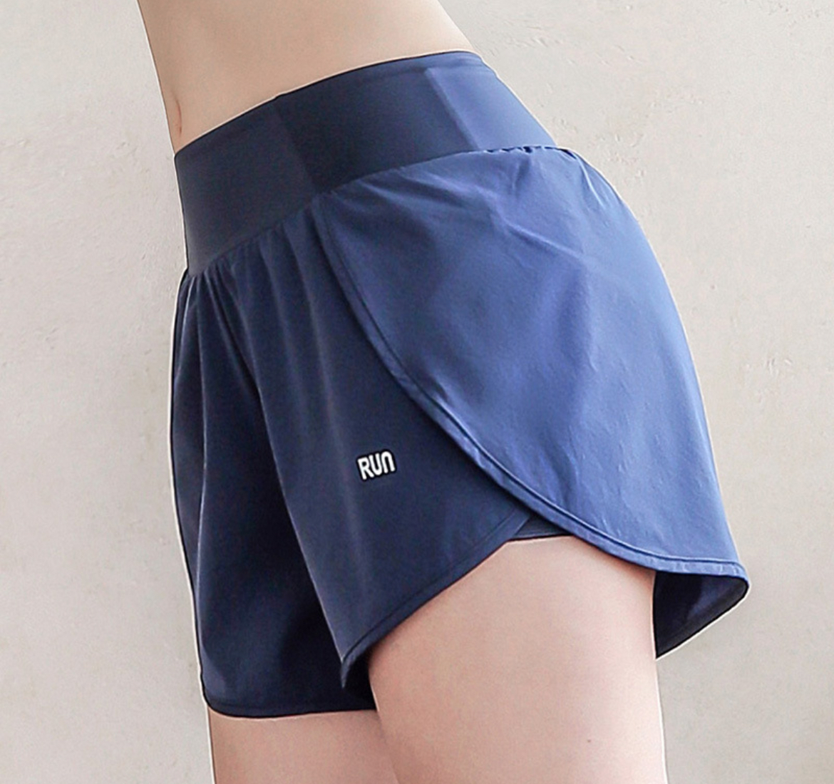 假兩件雙層防走光小口袋有氧瑜珈短褲(兩色)
