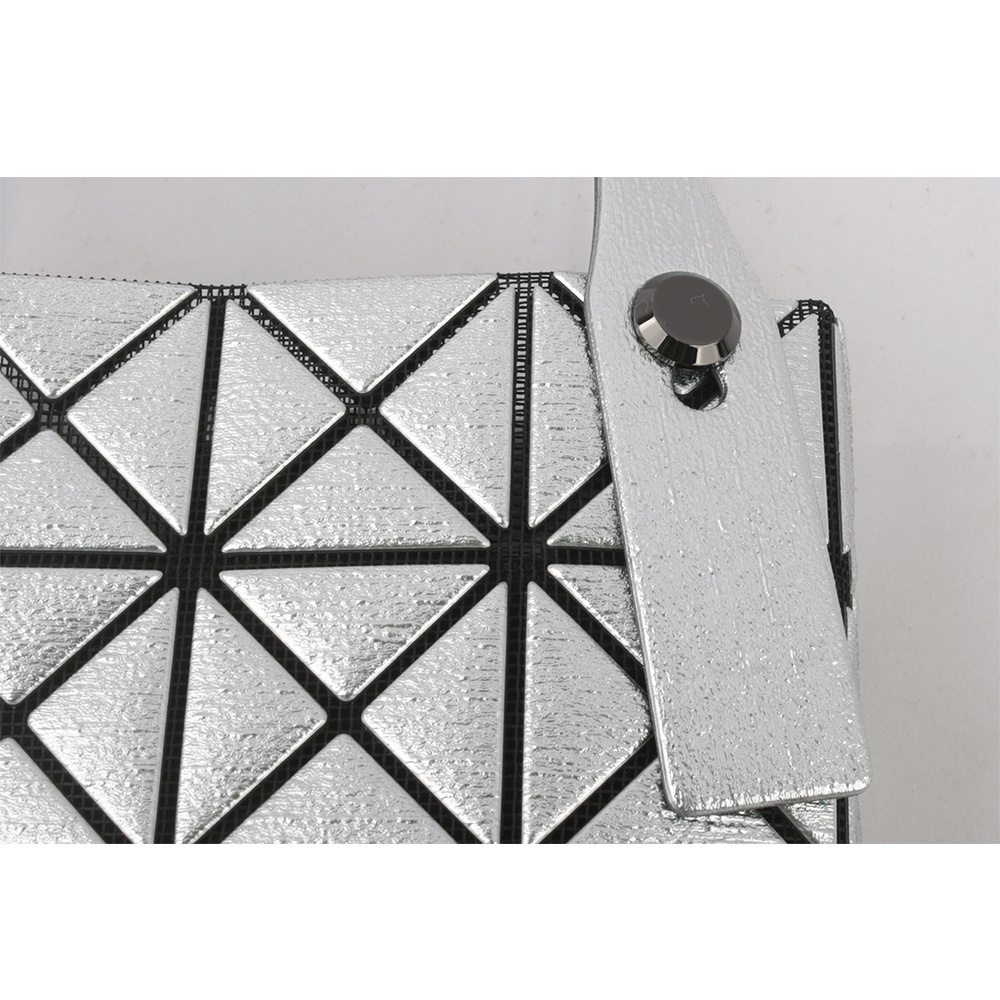 【ISSEY MIYAKE三宅一生】BAO BAO 5X4 立體金屬色迷你方盒手提包(銀色) AG173 91