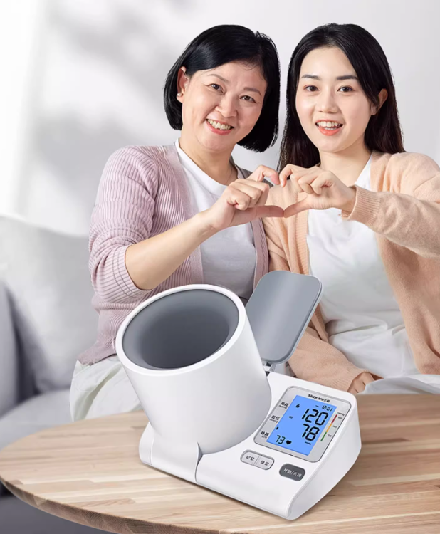 三諾臂式電子血壓計 (2KG)