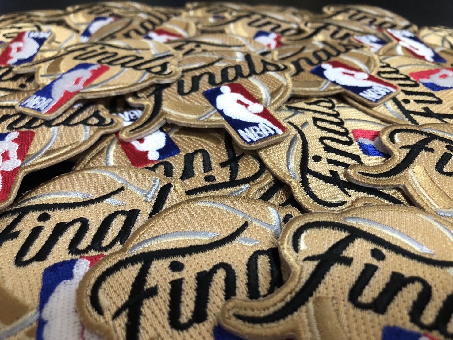 NBA紀念章 Finals Patch 冠軍章 專用紀念章 市售版本 非球員實穿亮面 官方正品 全新