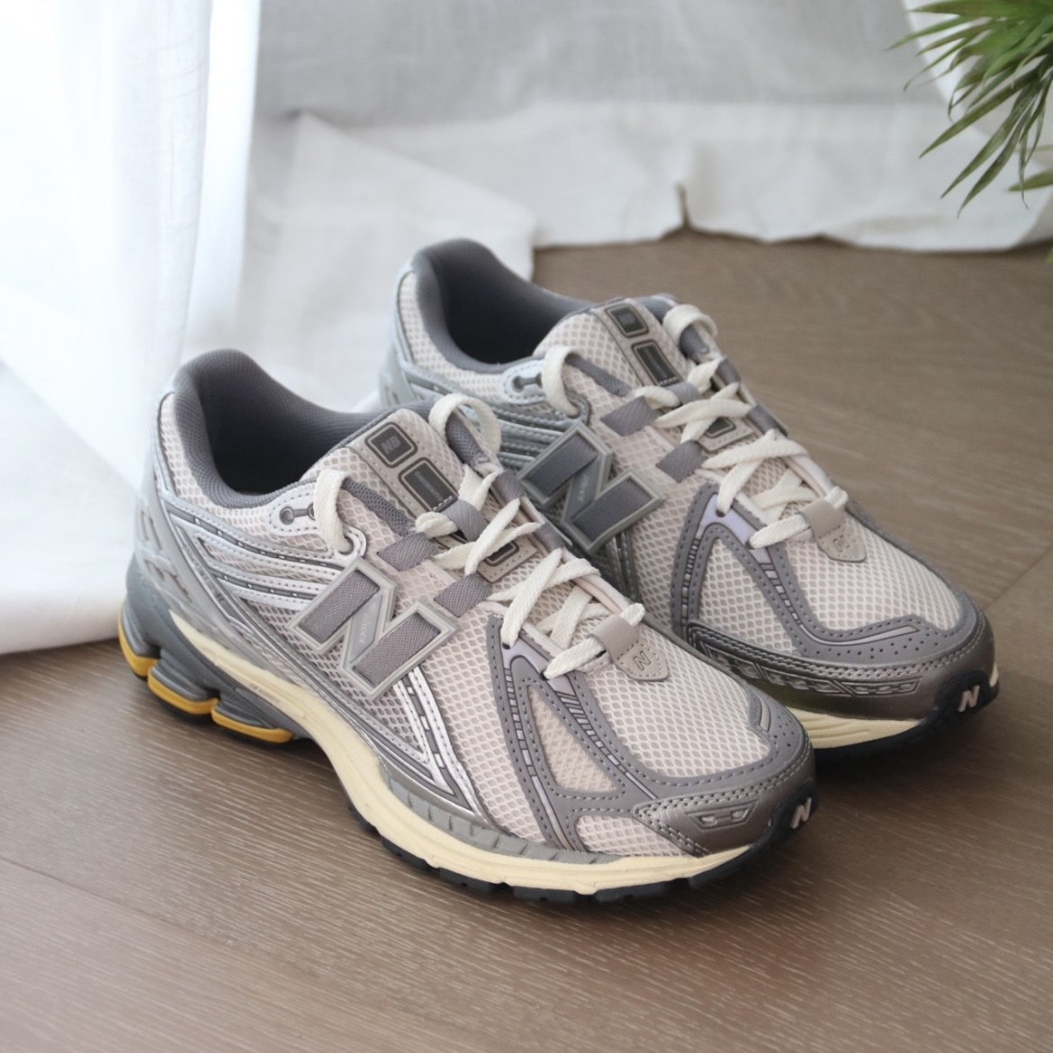 New Balance 1906R Moonbeam Raincloud 復古灰銀 灰白 NB IU同款 運動休閒鞋 男女鞋