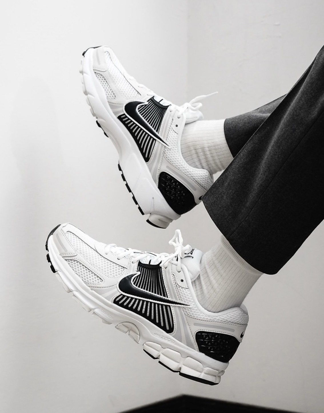 預購 Nike Zoom Vomero 5 White Black 白黑熊貓