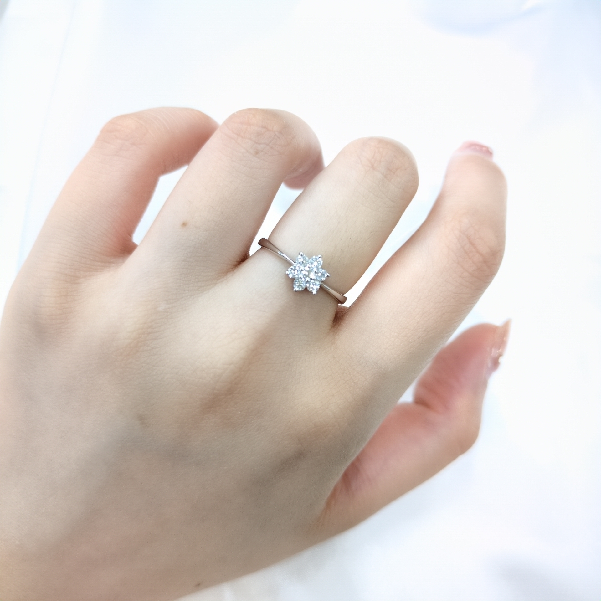 全新18K白金25份鑽石戒指