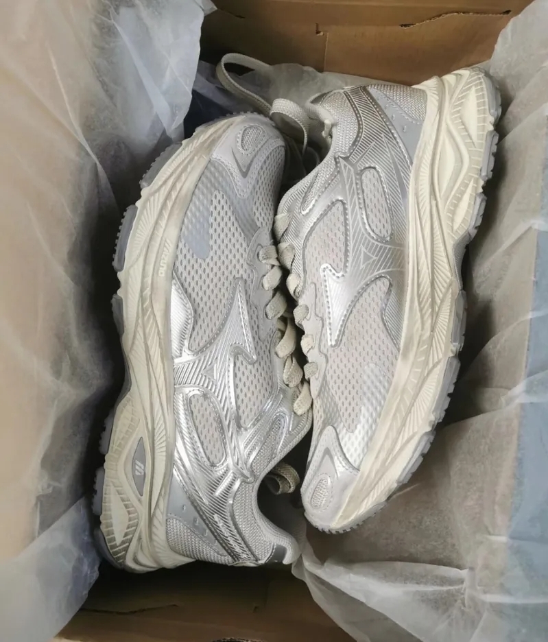 <現貨> MIZUNO RACER S 美津濃 仿舊 復古 慢跑鞋 Y2K 銀 白 D1GH223518
