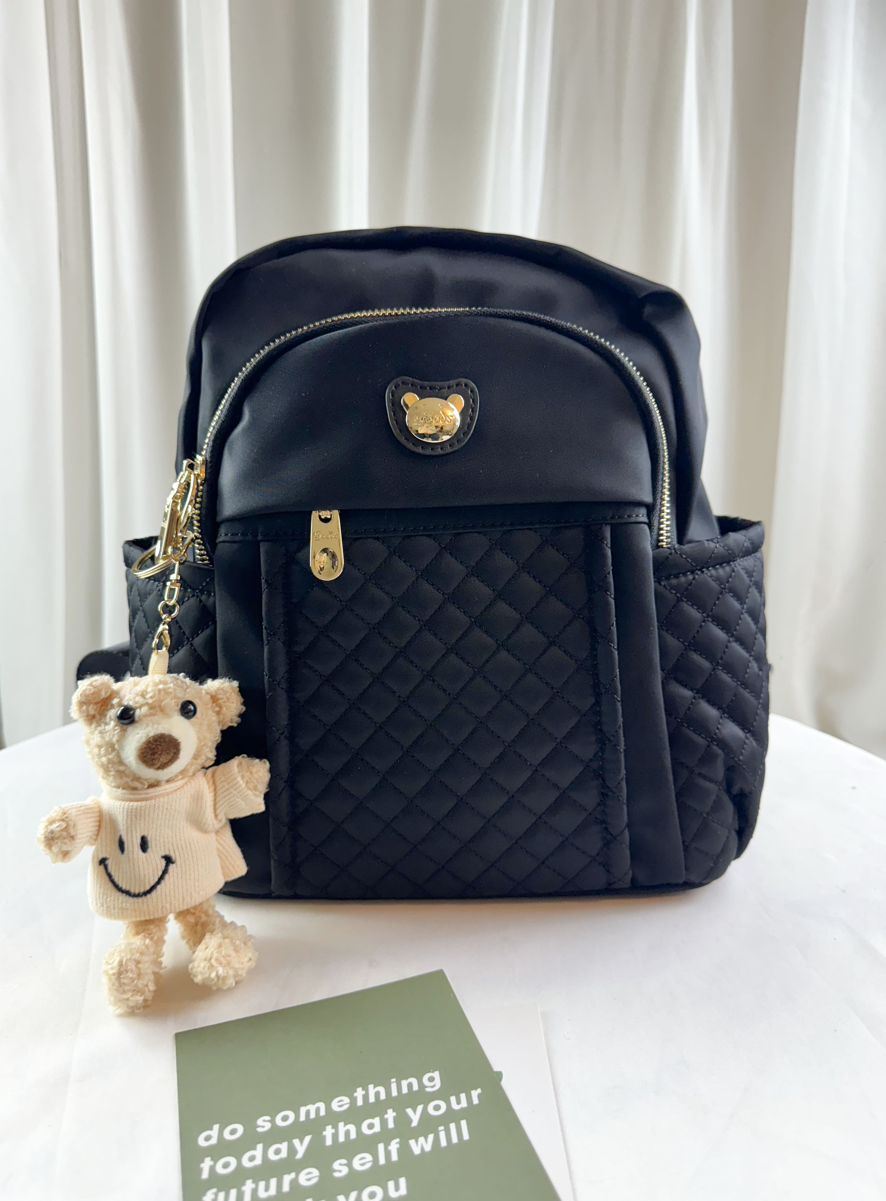 GOODS 黑色菱格紋防潑水後背包 附小熊吊飾   #2857