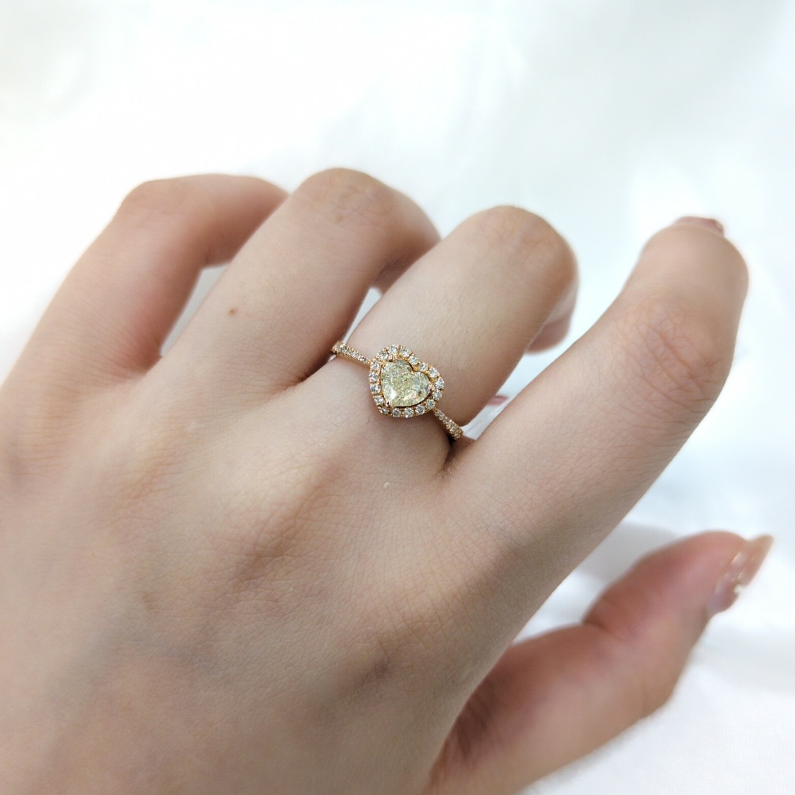 18K Rose Gold 0.86ct Diamond Ring