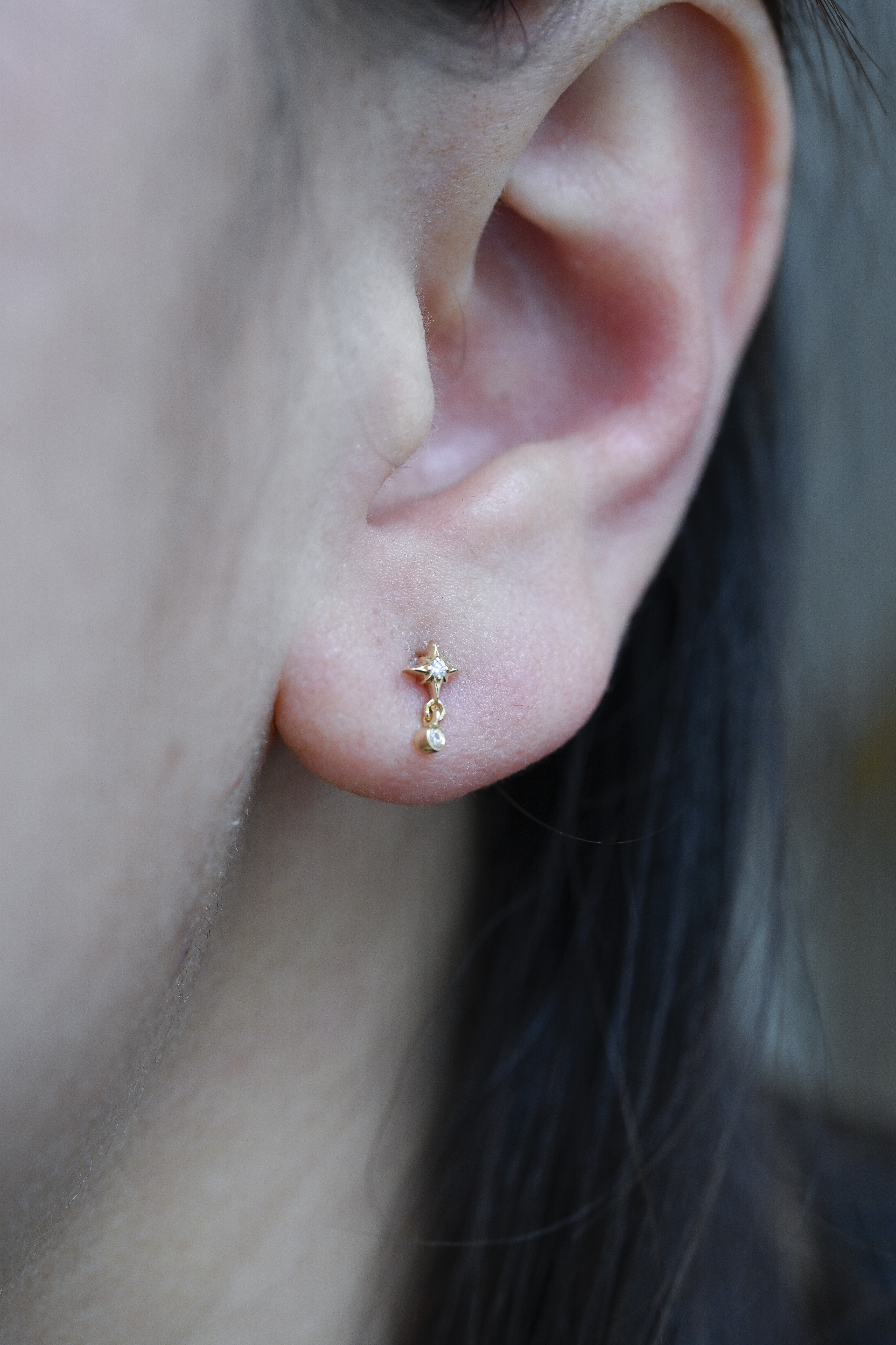 18K Stellula Diamond Earring