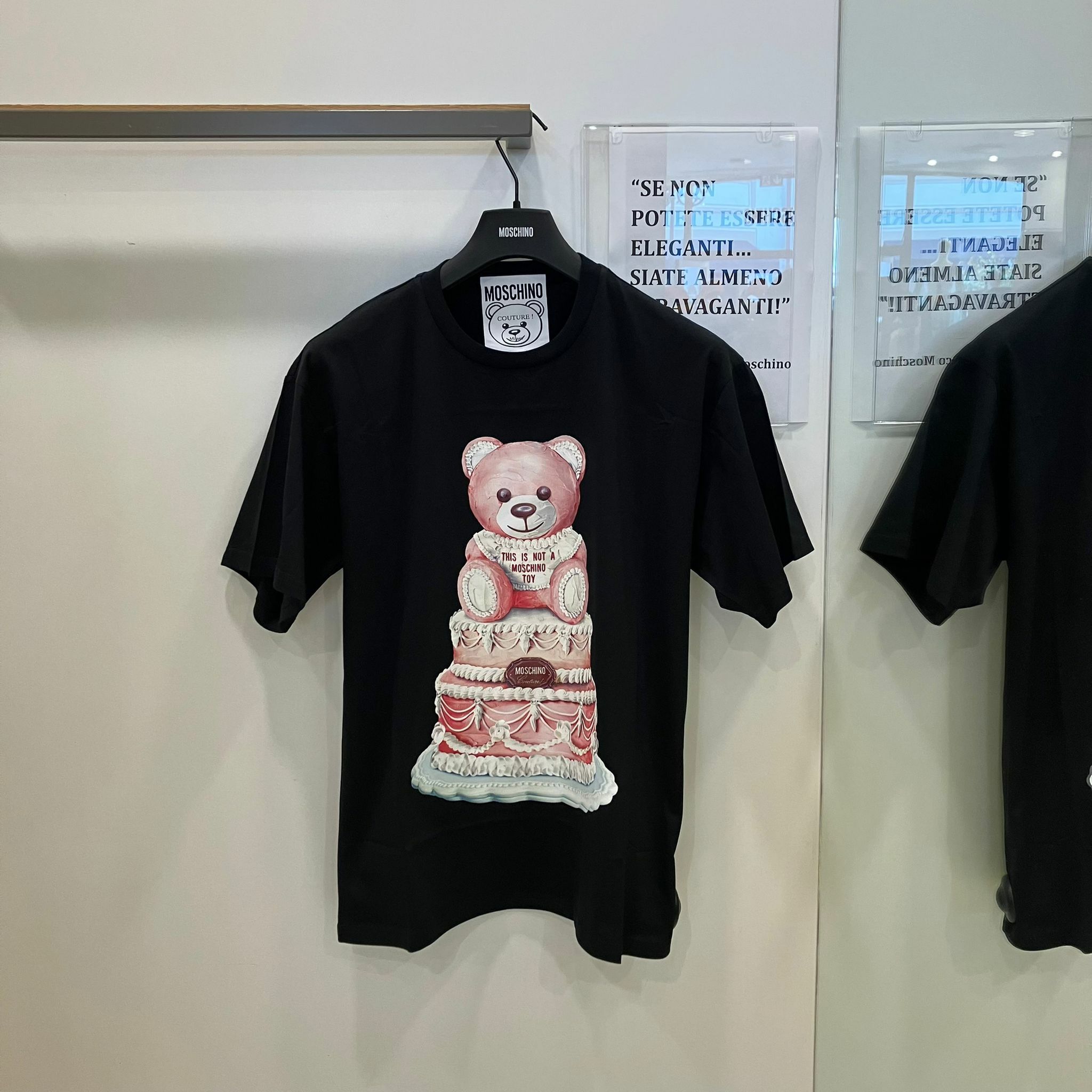 [S] MOSCHINO CAKE TEDDY BEAR PRINT T-SHIRT,BLACK, AEF202DV070254401555 (SM855)