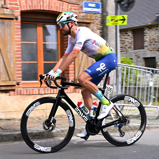 HJC Ibex 3.0 Road Helmet TotalEnergies Team Edition