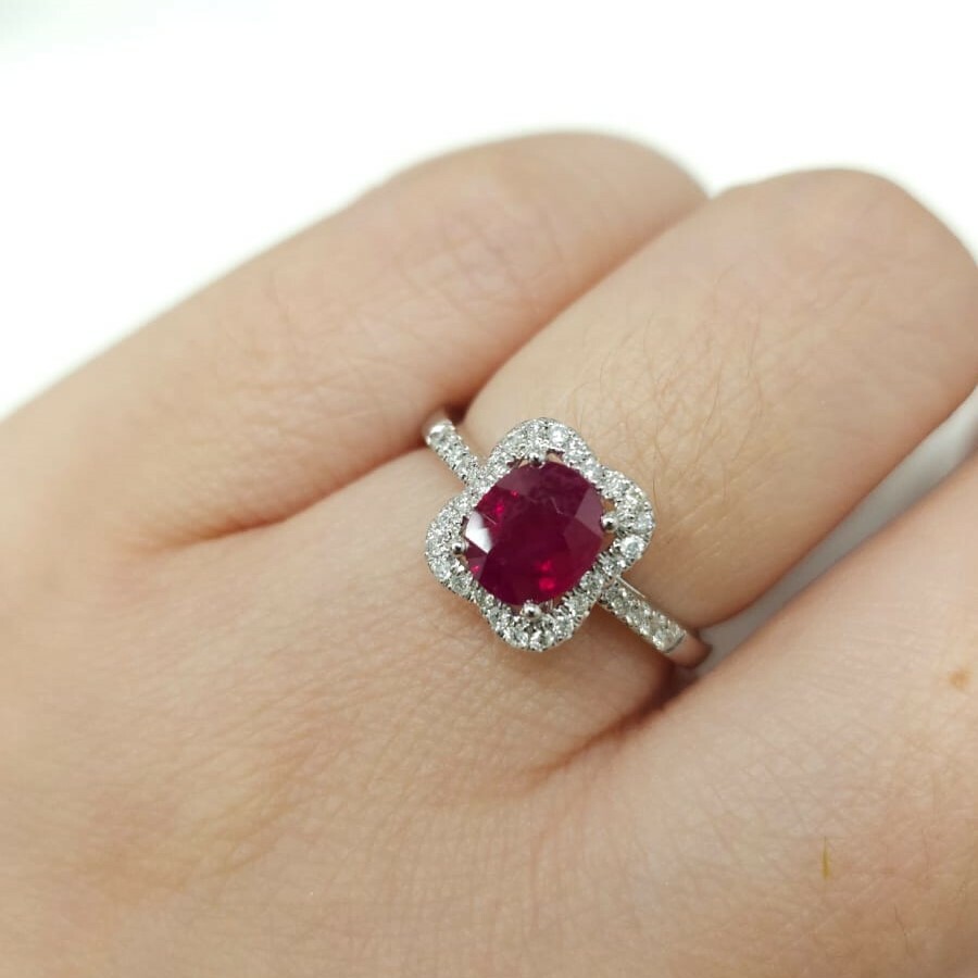 18K White Gold 1.13ct Ruby and Diamond Ring