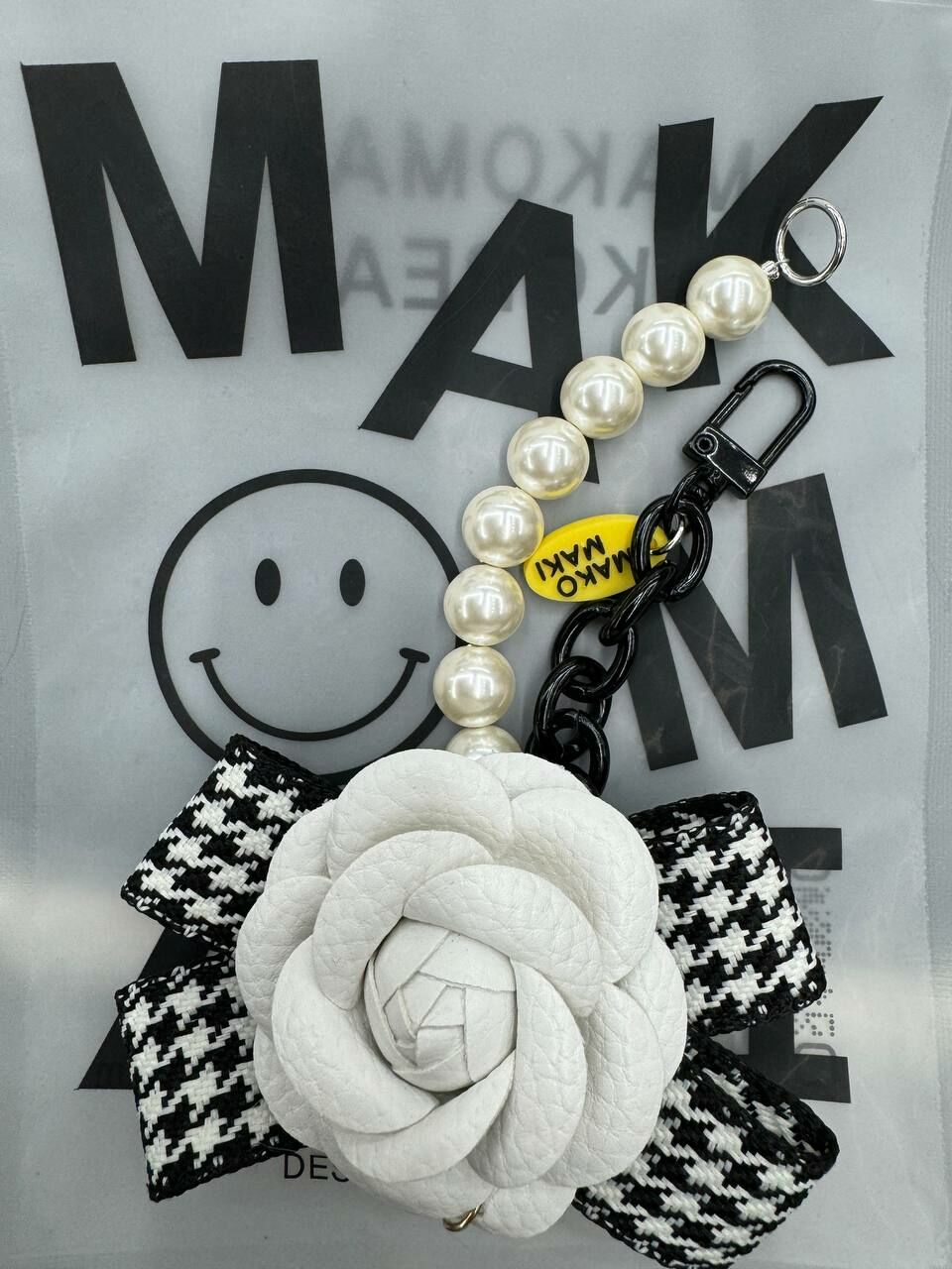 [S] MAKOMAKI ROSW RIBBON PEARL BAG CHARM,WHITE, SMMK68 (SMMK68)
