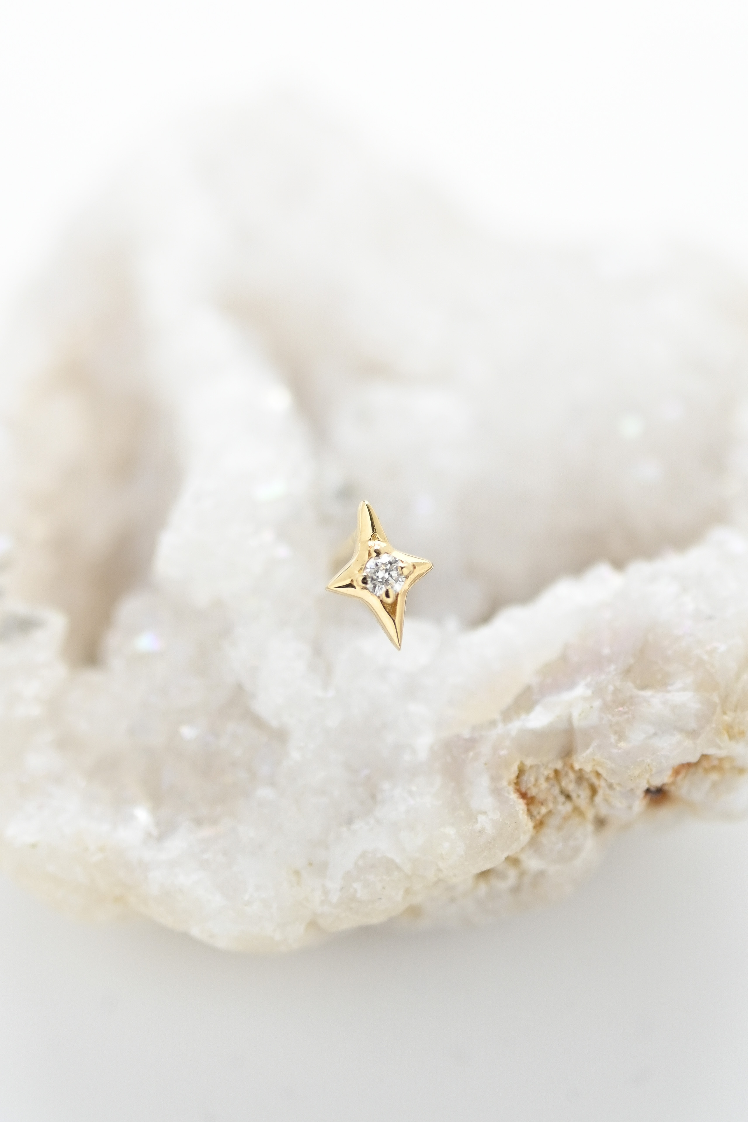 18K Four Pointed Star Diamond Earring