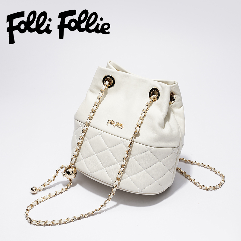 【Folli Follie芙麗芙麗】米白菱格金球羊皮水桶包 鍊條含調節金球