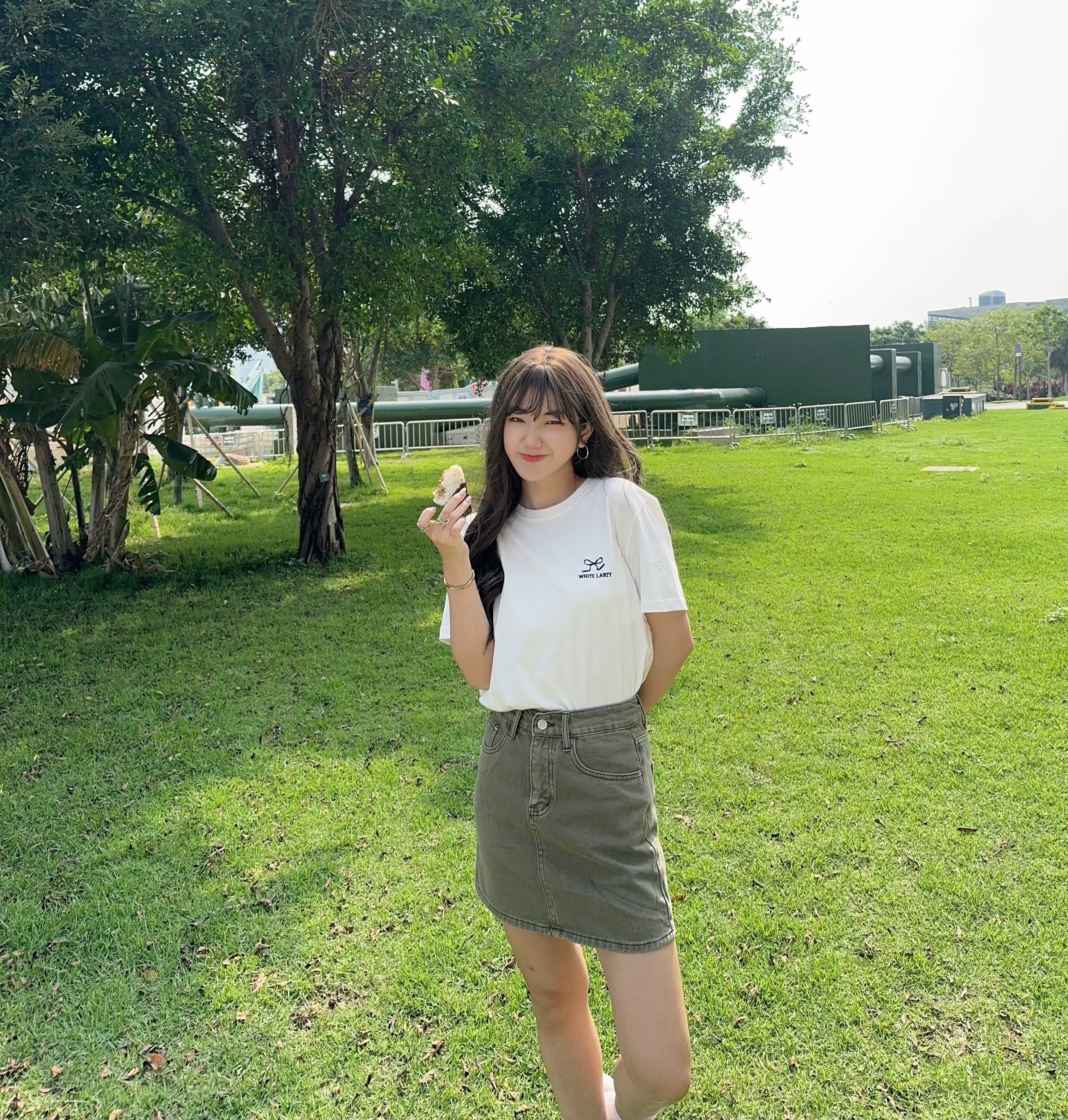 🎀🎀刺繡蝴蝶結Tee