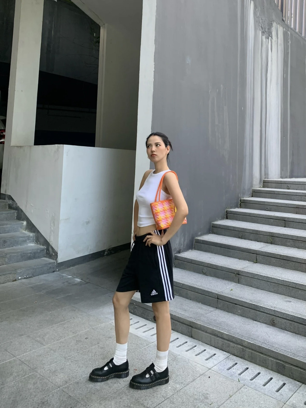 <零碼> Adidas 休閒運動褲 1+1 兩件組 “青年版”