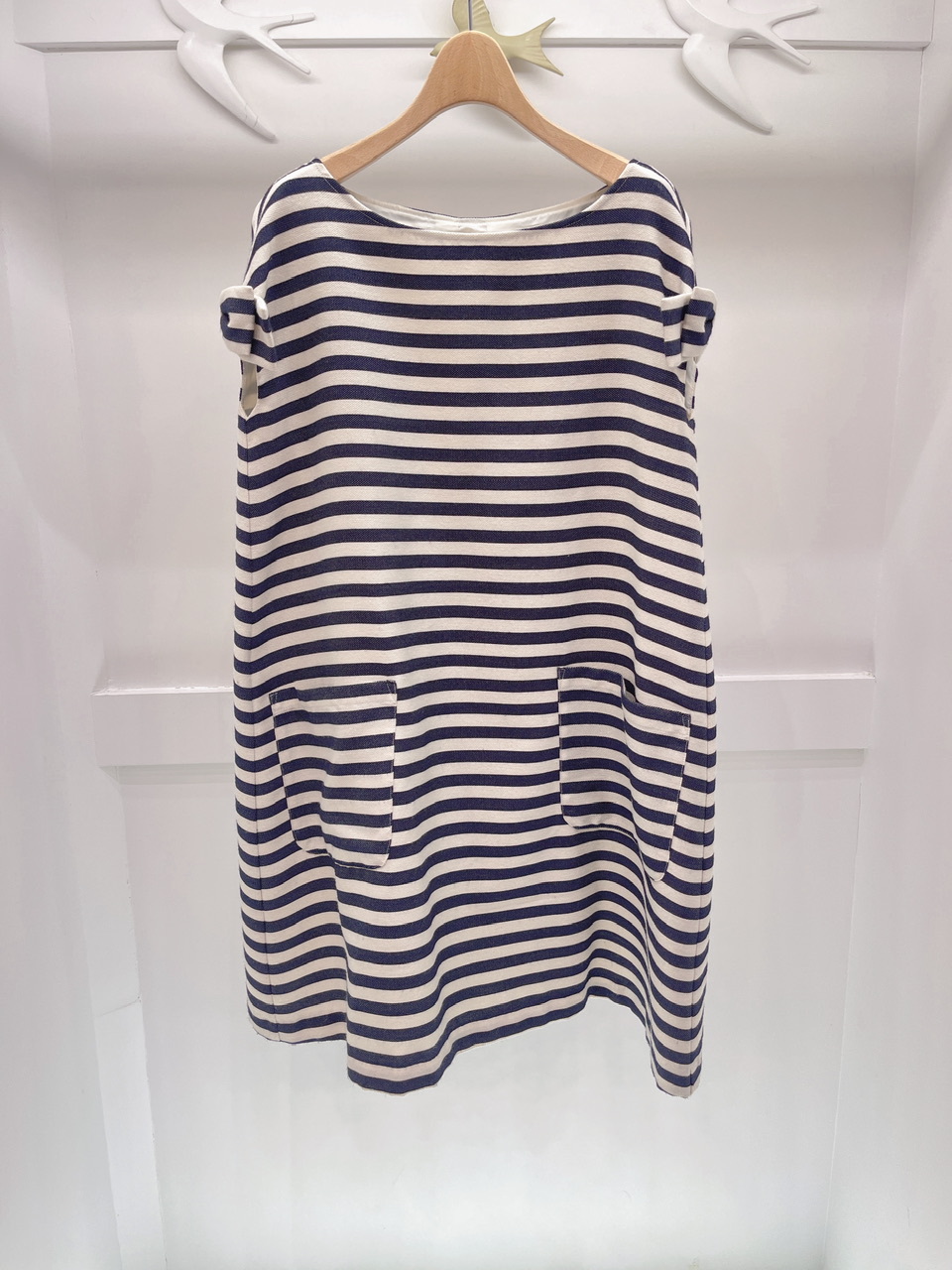 橫條袖蝴蝶結洋裝