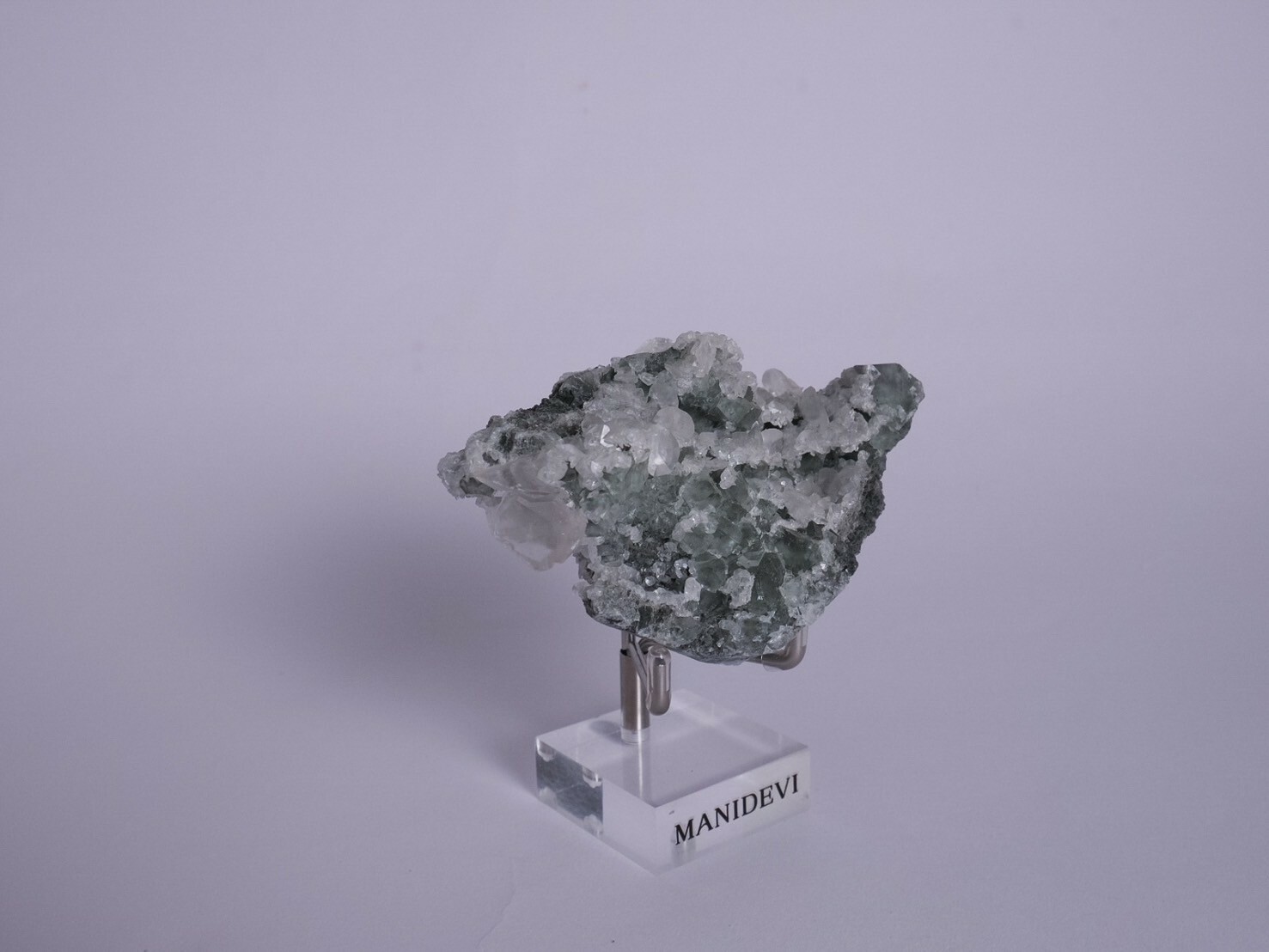 大天使連結礦頻-綠螢石共生方解石  MAGGFM097226