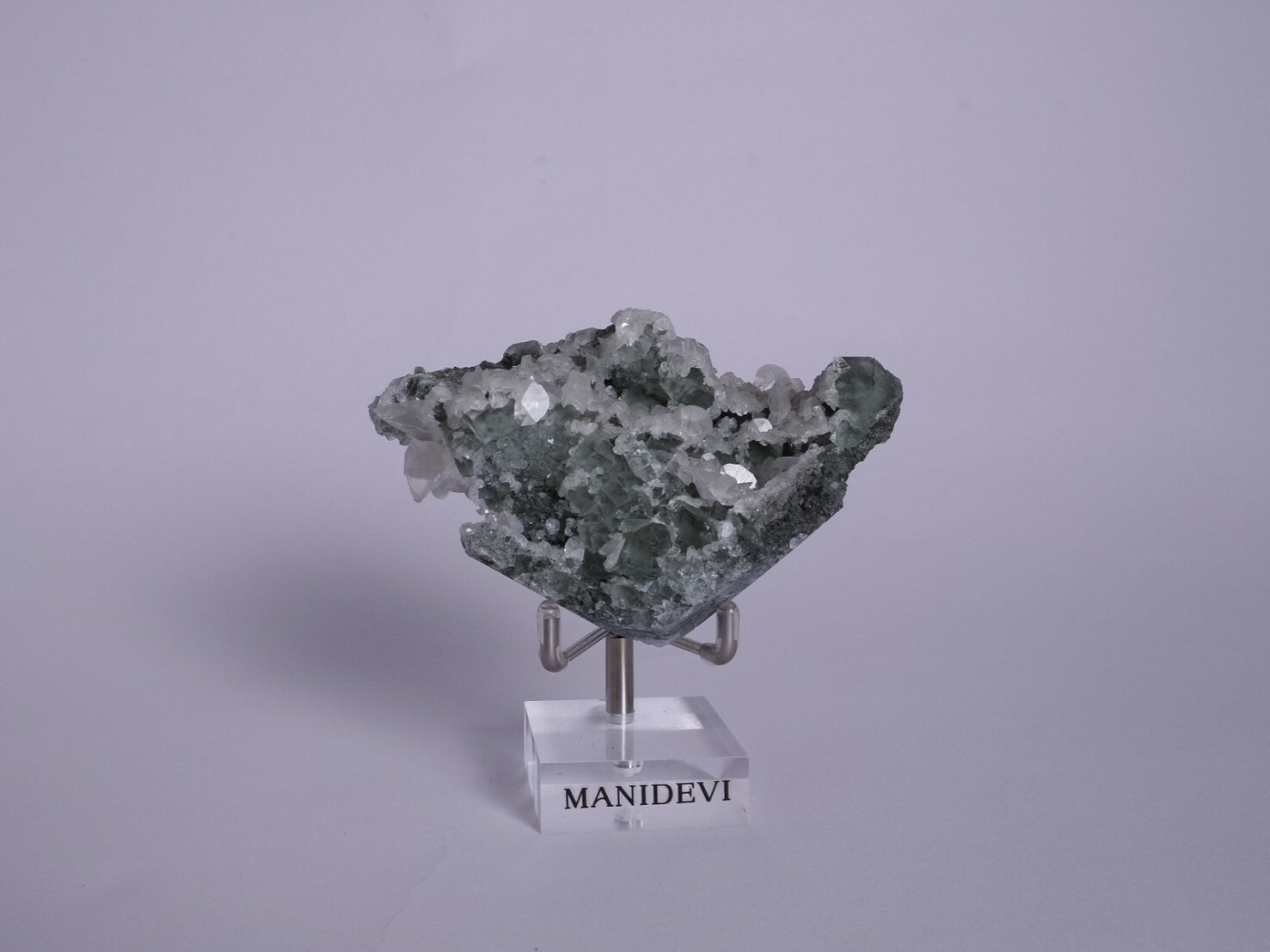 大天使連結礦頻-綠螢石共生方解石  MAGGFM097226