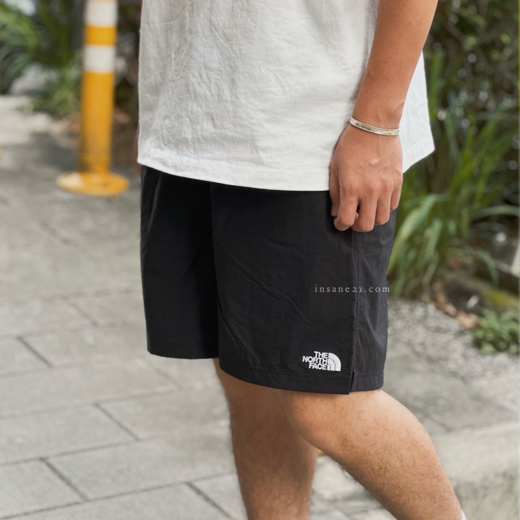 THE NORTH FACE 北臉 快乾 防潑水 膝上短褲 黑/軍綠 NB42335
