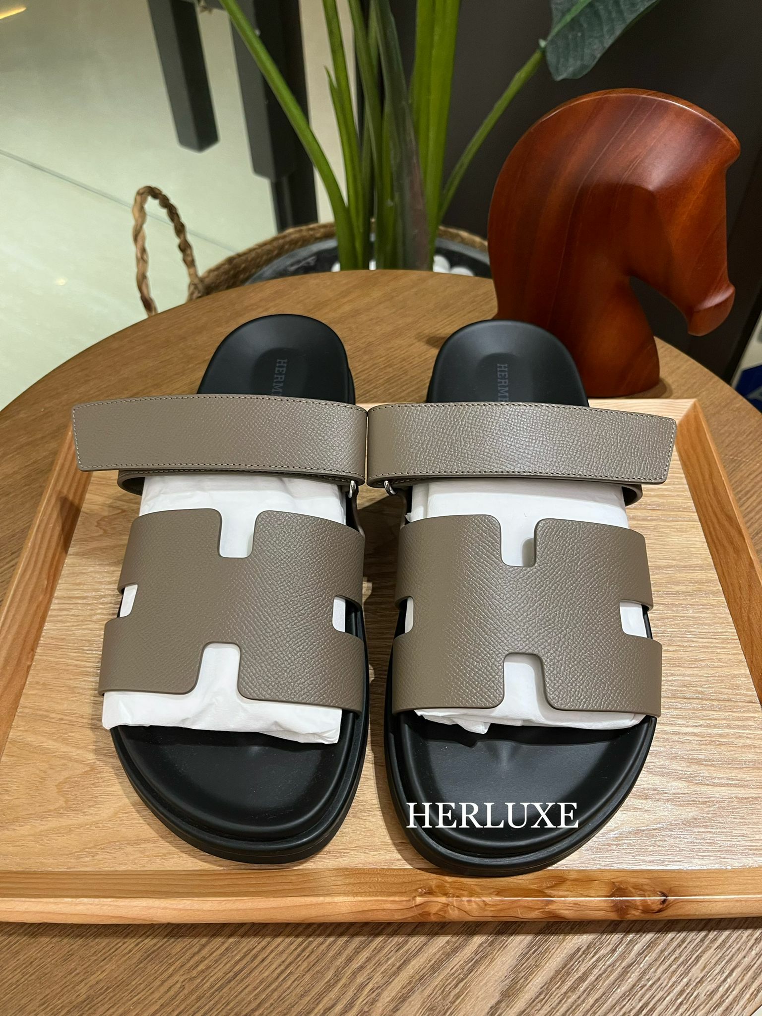 Chypre sandal etoupe size 37.5