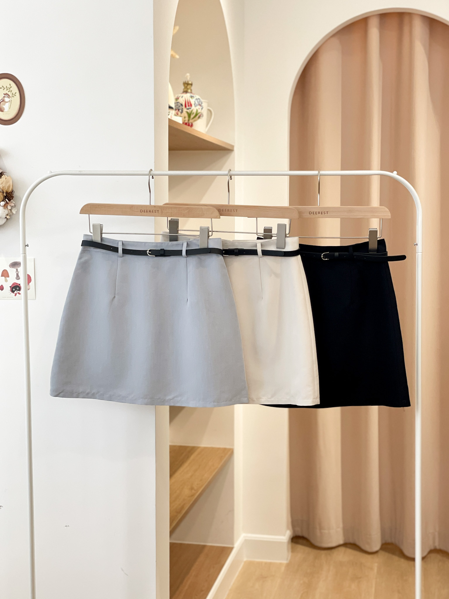 SK461 Glowy Belted Mini Skirt