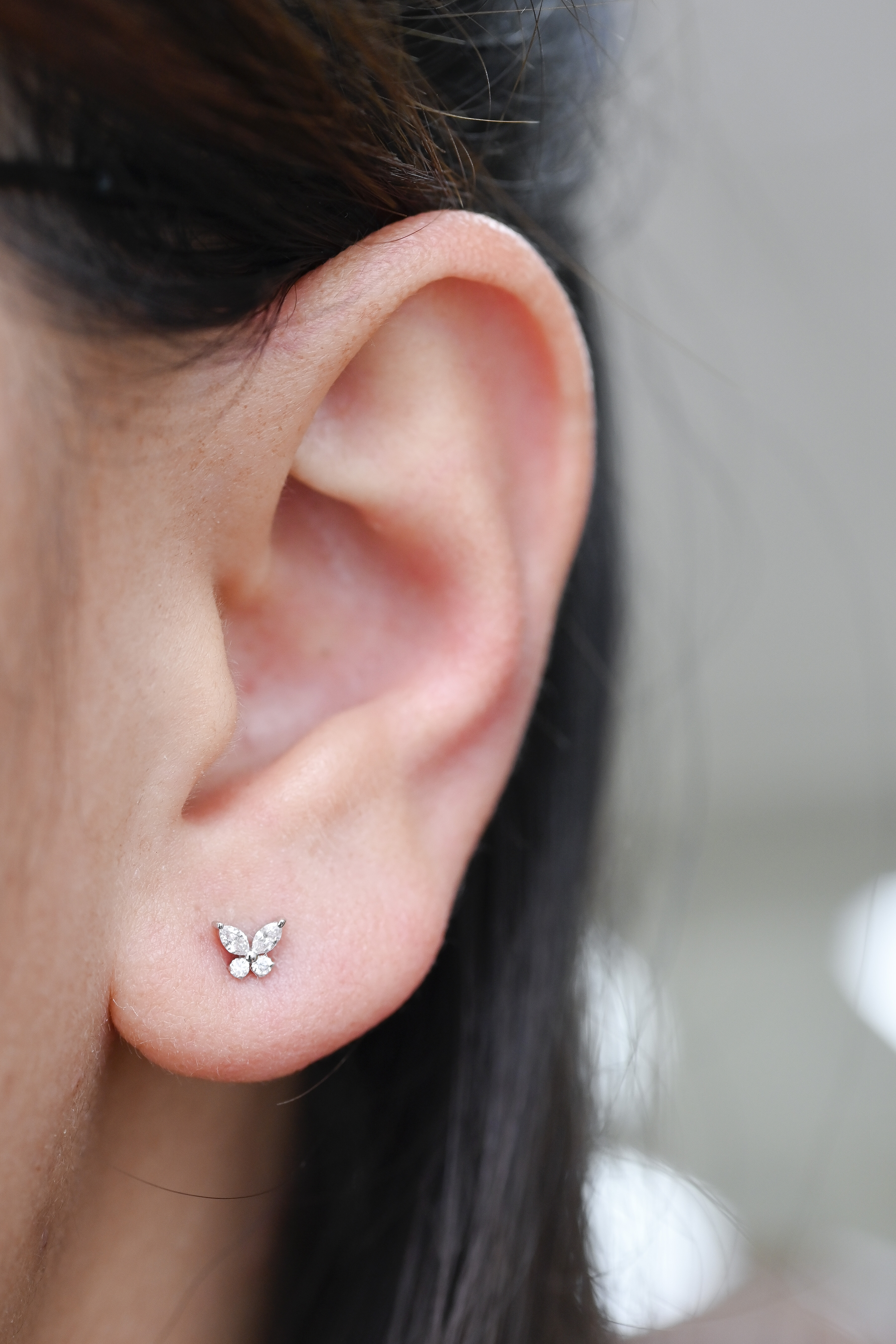 18K Butterfly Diamond Earring