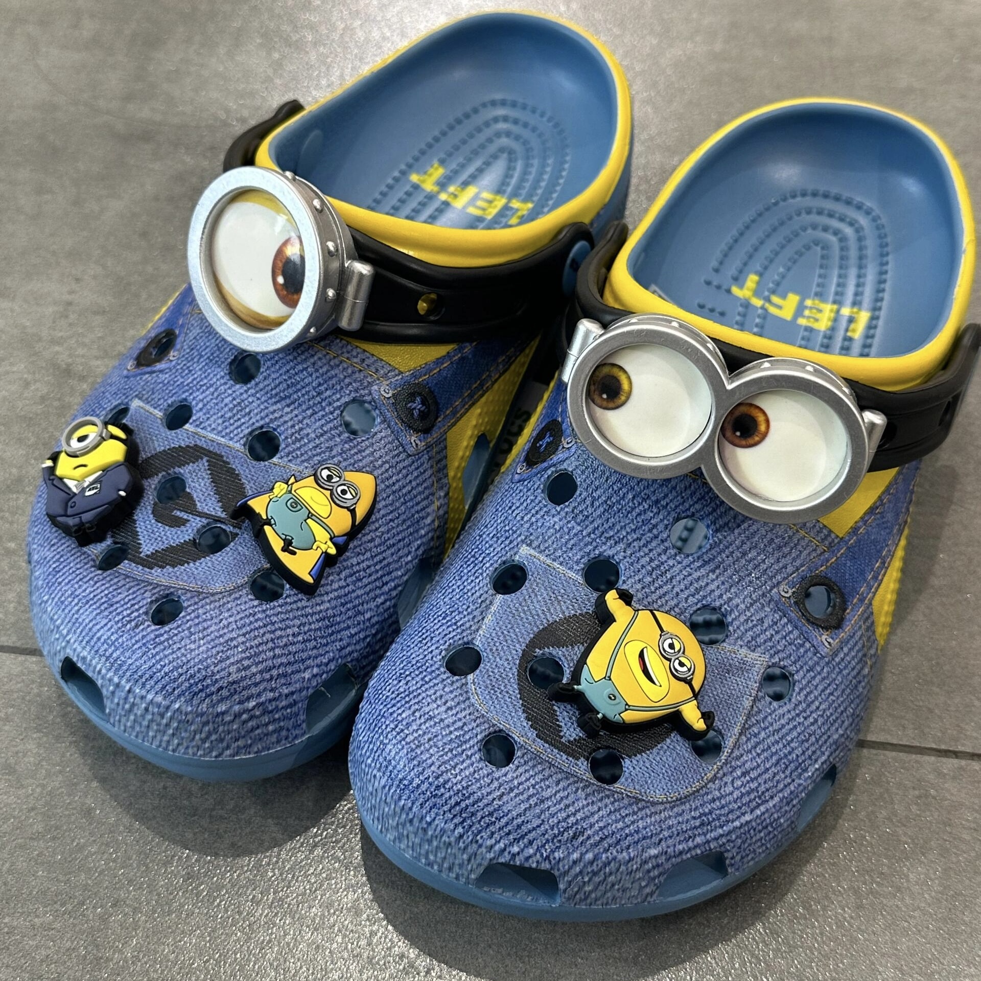 CROCS CLASSIC CLOG 洞洞鞋 布希鞋 小小兵 聯名 中童 成人 209477 / 預購