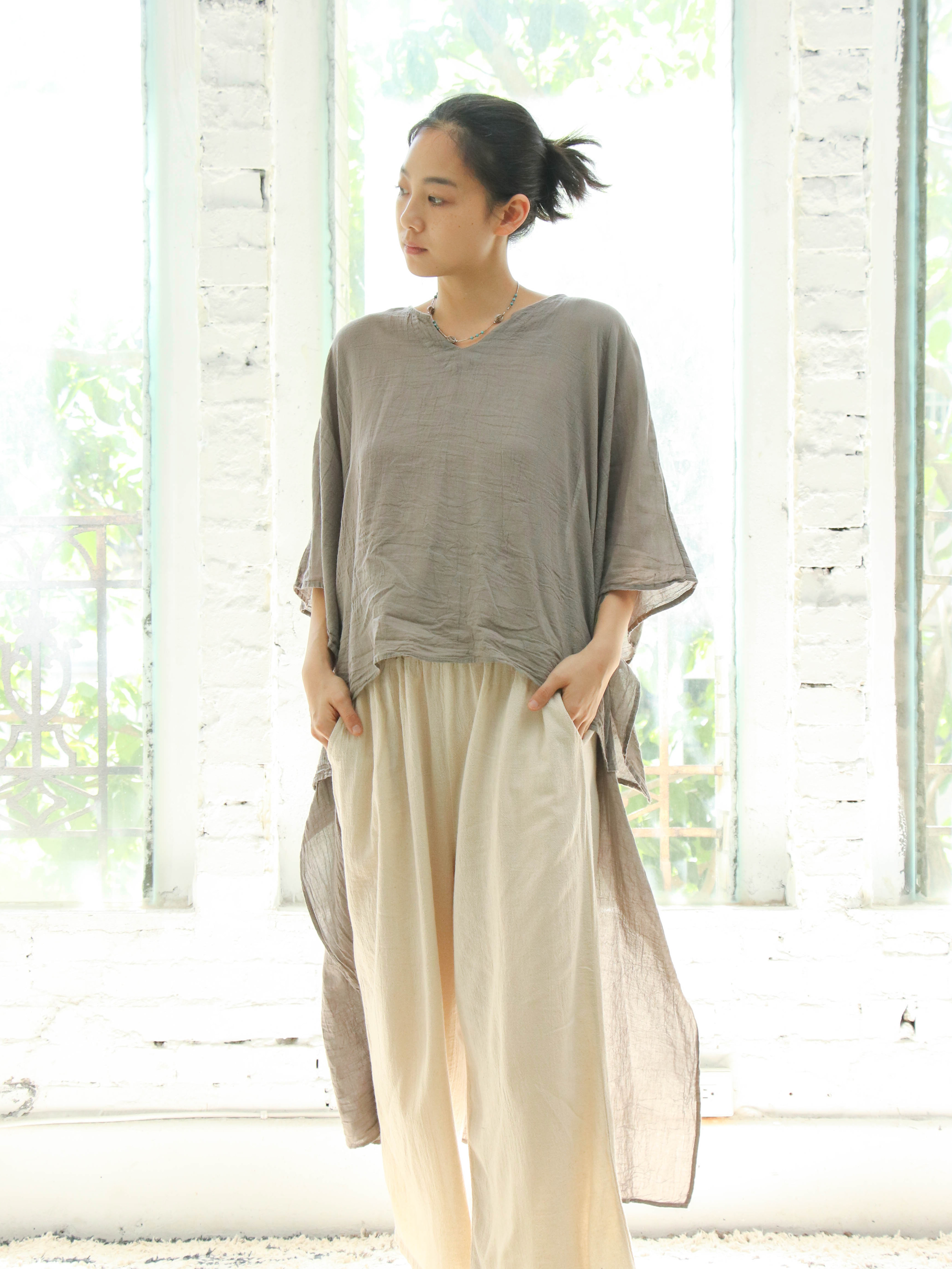 前短後長寬版洋裝上衣 / 慕斯布 灰
