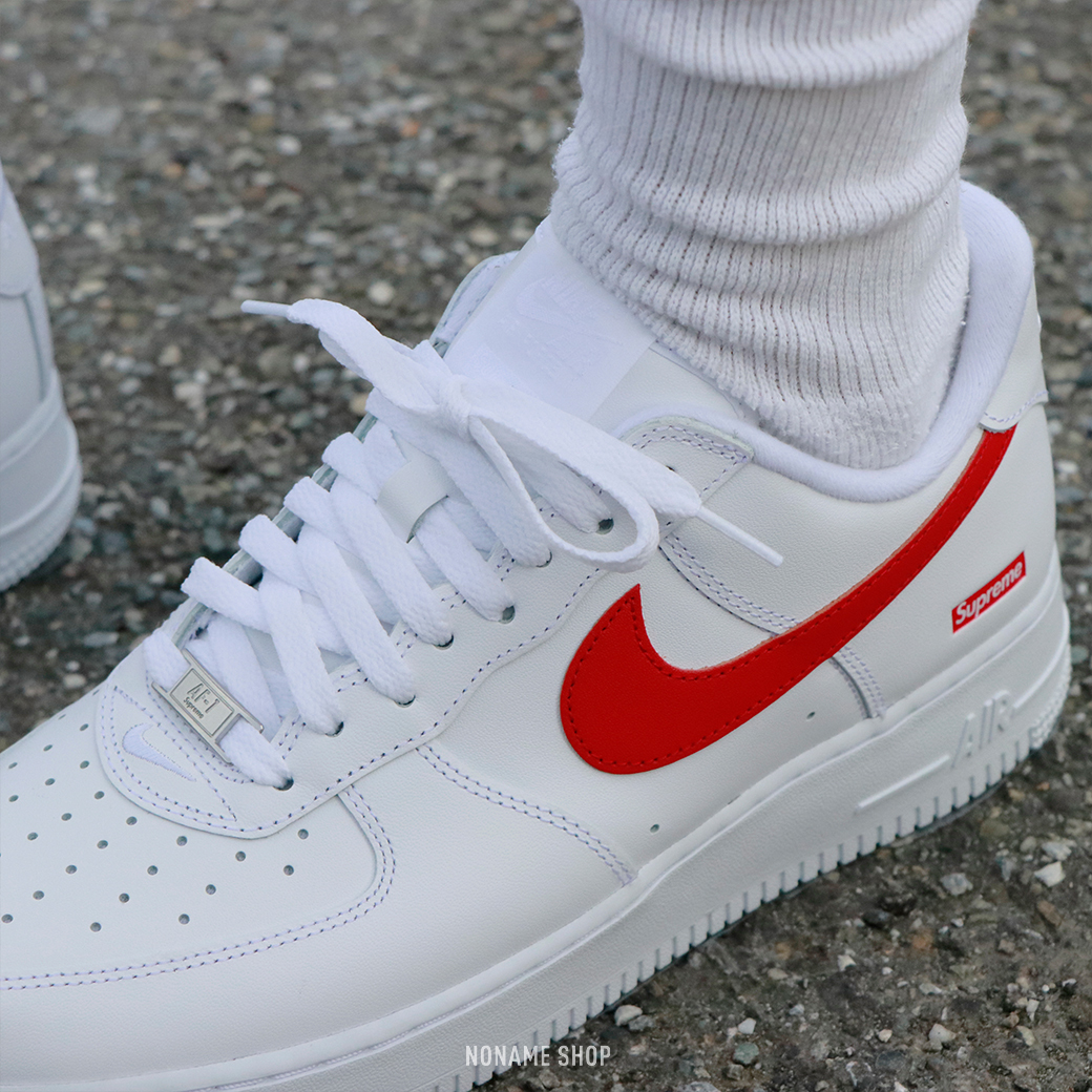 SUPREME X NIKE AIR FORCE 1 LOW 上海限定聯名款小白鞋(男款) SUPREME X NIKE AIR FORCE 1 LOW 上海限定聯名款小白鞋(男款)