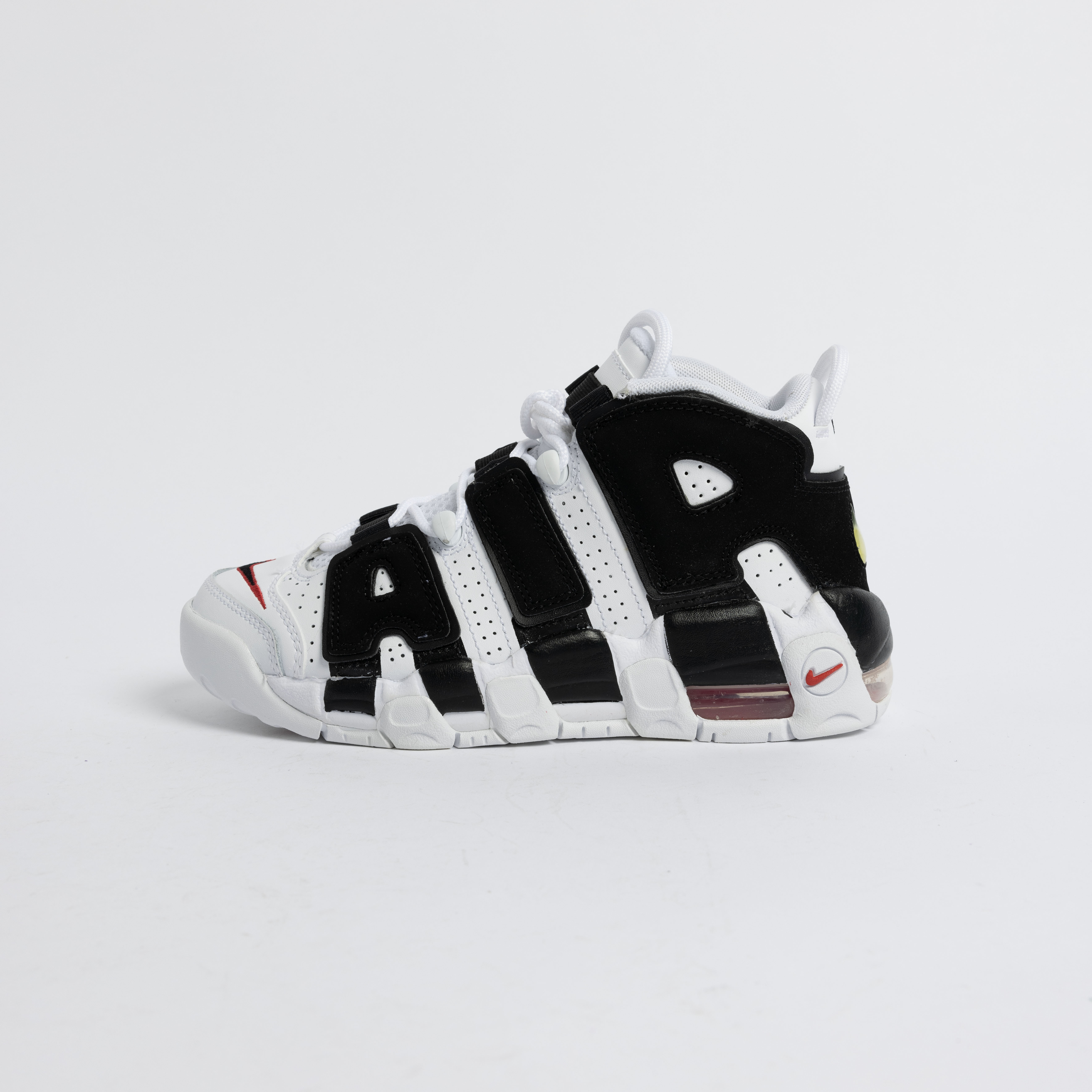 【瑕疵商品68】-(B1c)-NIKE AIR MORE UPTEMPO (GS) 白黑 熊貓-415082 105