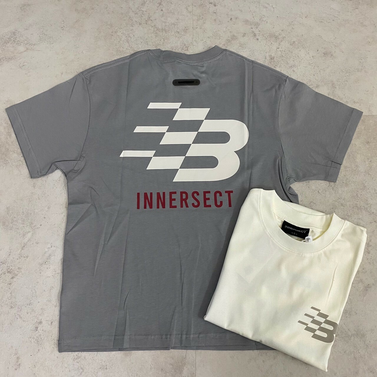 INNERSECT 三生萬物 賽車像素Logo短Tee INN24SSTTE052