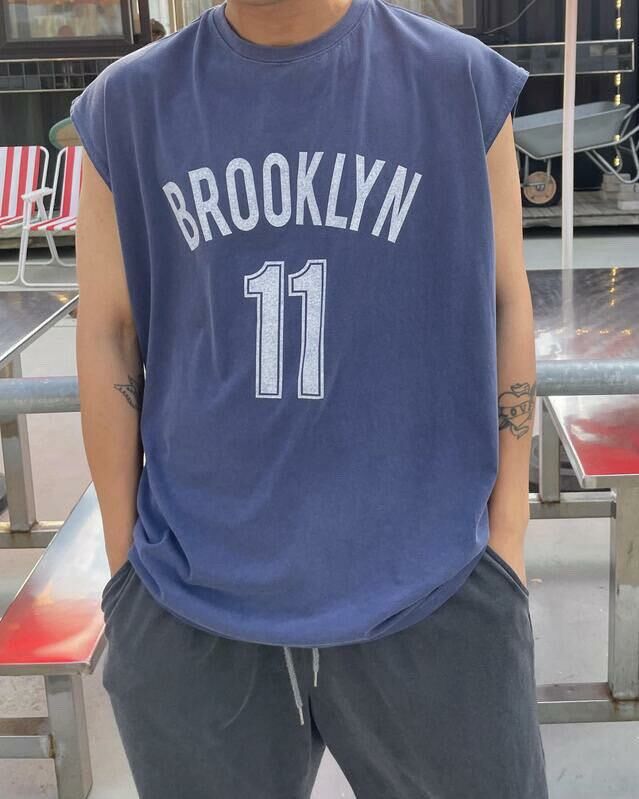 英文字背心 manhattans-008V