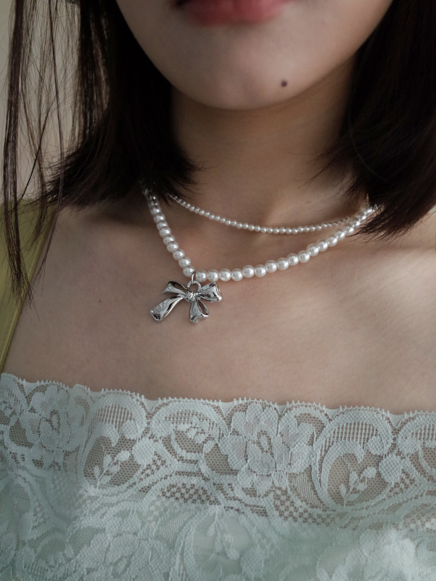 bow pendant pearl layered chain