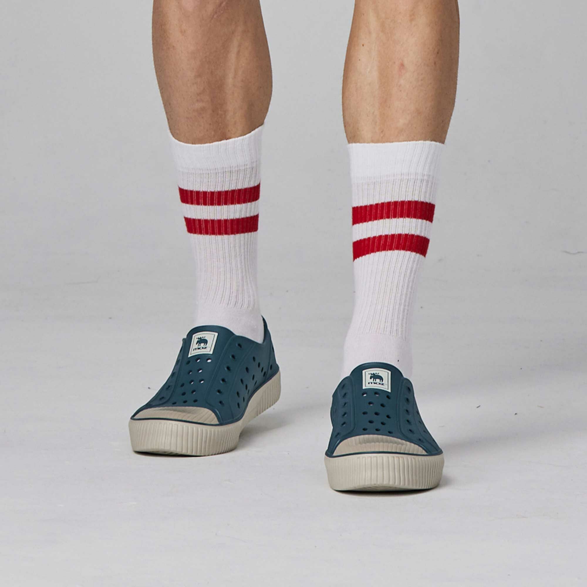 moz瑞典 駝鹿 雙色洞洞餅乾水鞋 (奶蓋海峽藍) 全球首創 舒適厚底 防潑水-附鞋扣