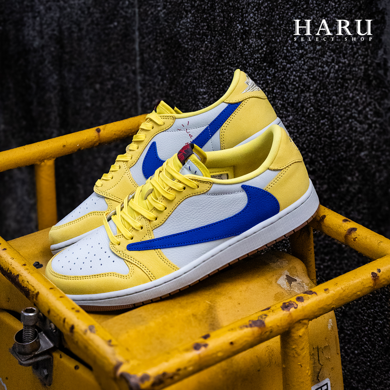 Travis Scott x Air Jordan 1 Low OG “Canary” 金絲雀 女款 藍黃 湖人配色 倒鉤 復古休閒鞋 DZ4137-700