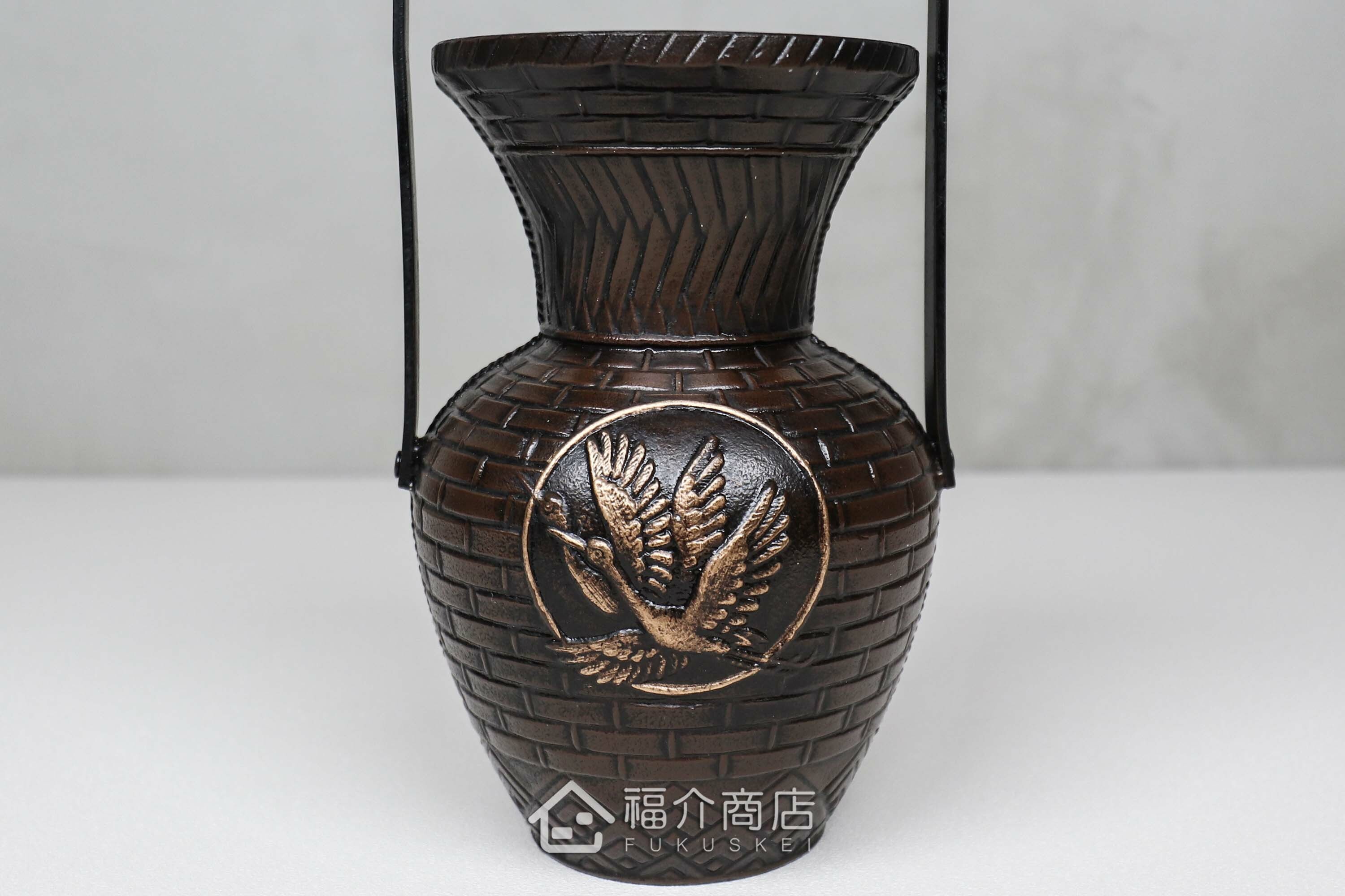 用於插花草或擺設的日本鶴造型花瓶花器