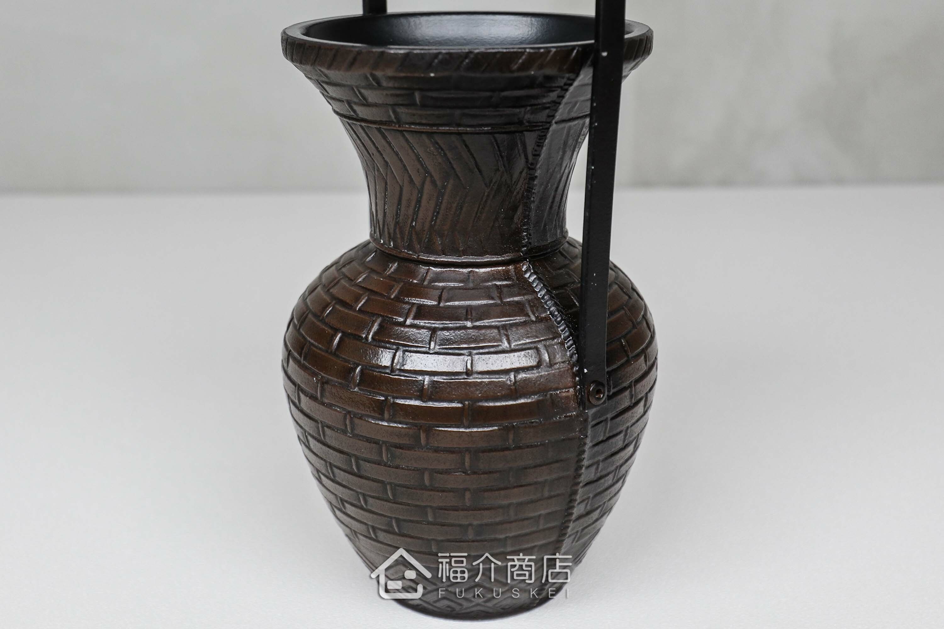 用於插花草或擺設的日本鶴造型花瓶花器