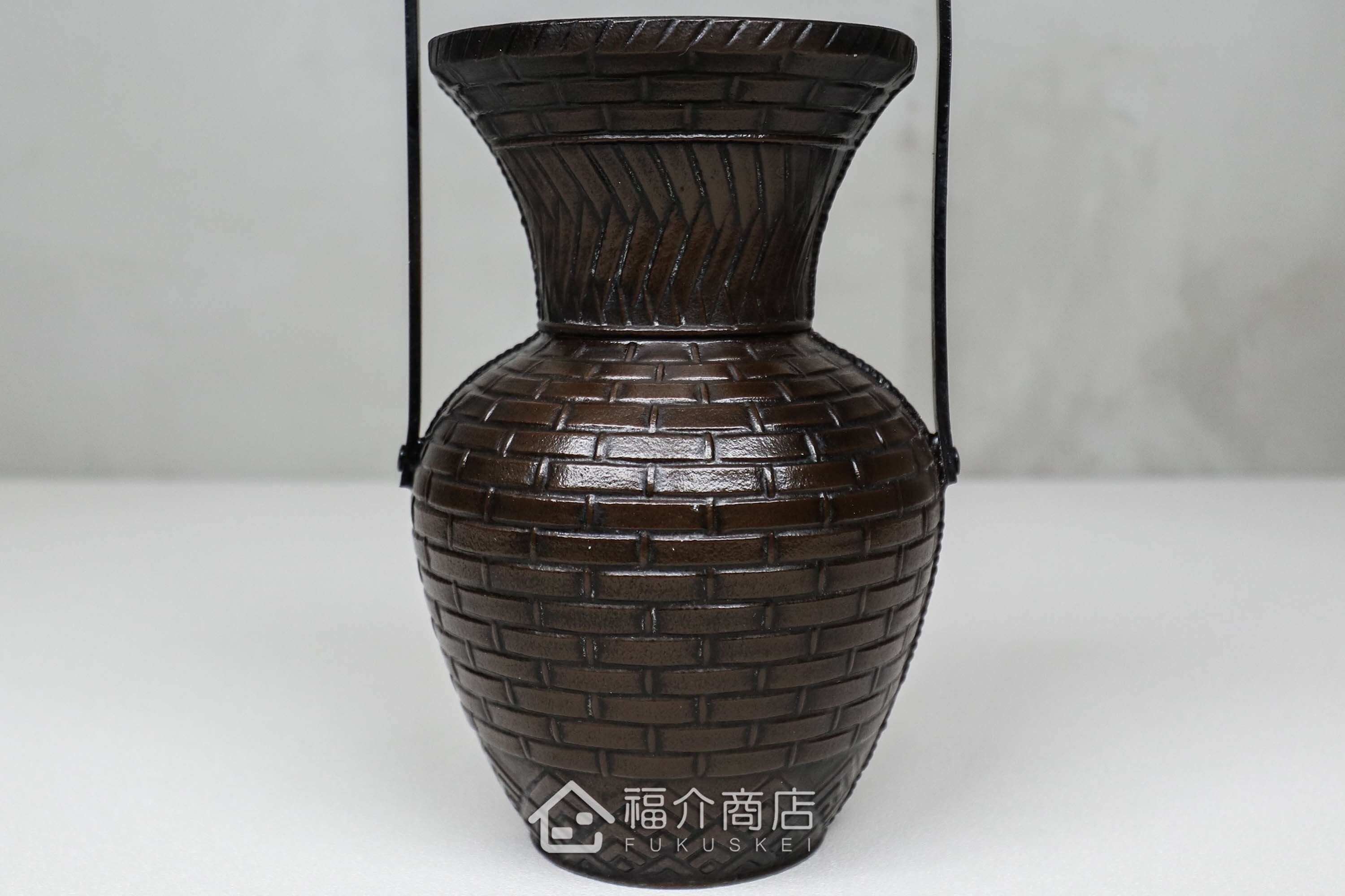 用於插花草或擺設的日本鶴造型花瓶花器