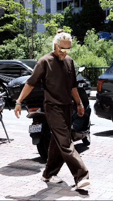 乾淨口袋短袖T恤