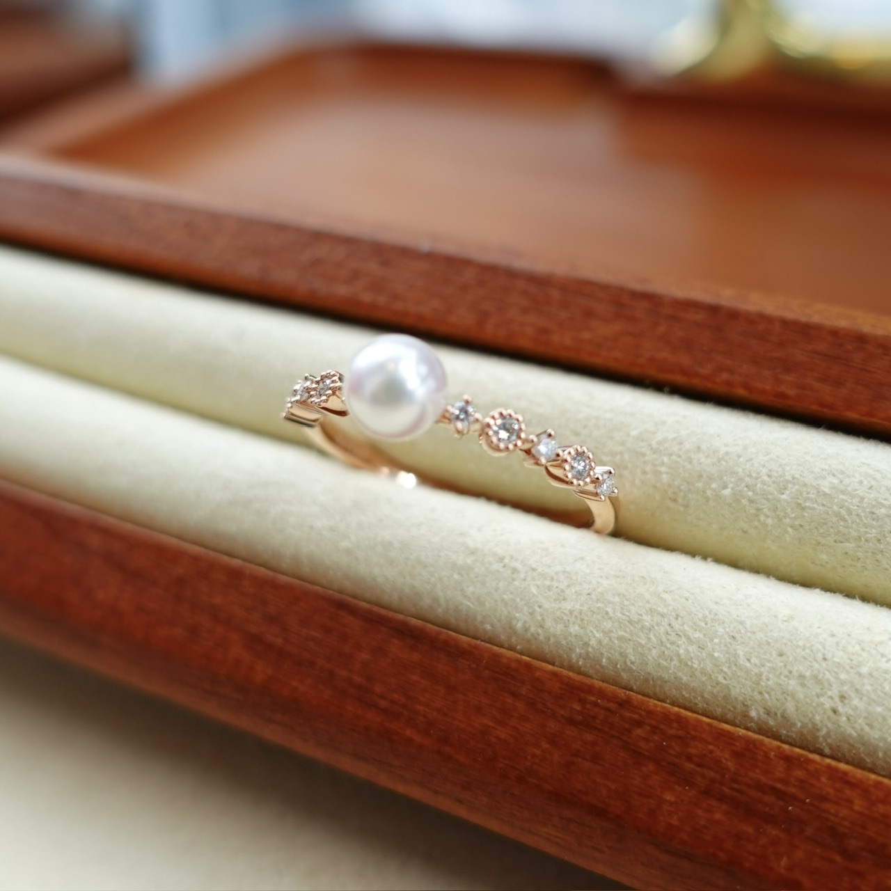 鏡面系列- 18K金日本Akoya珍珠戒指  (5-5.5mm)