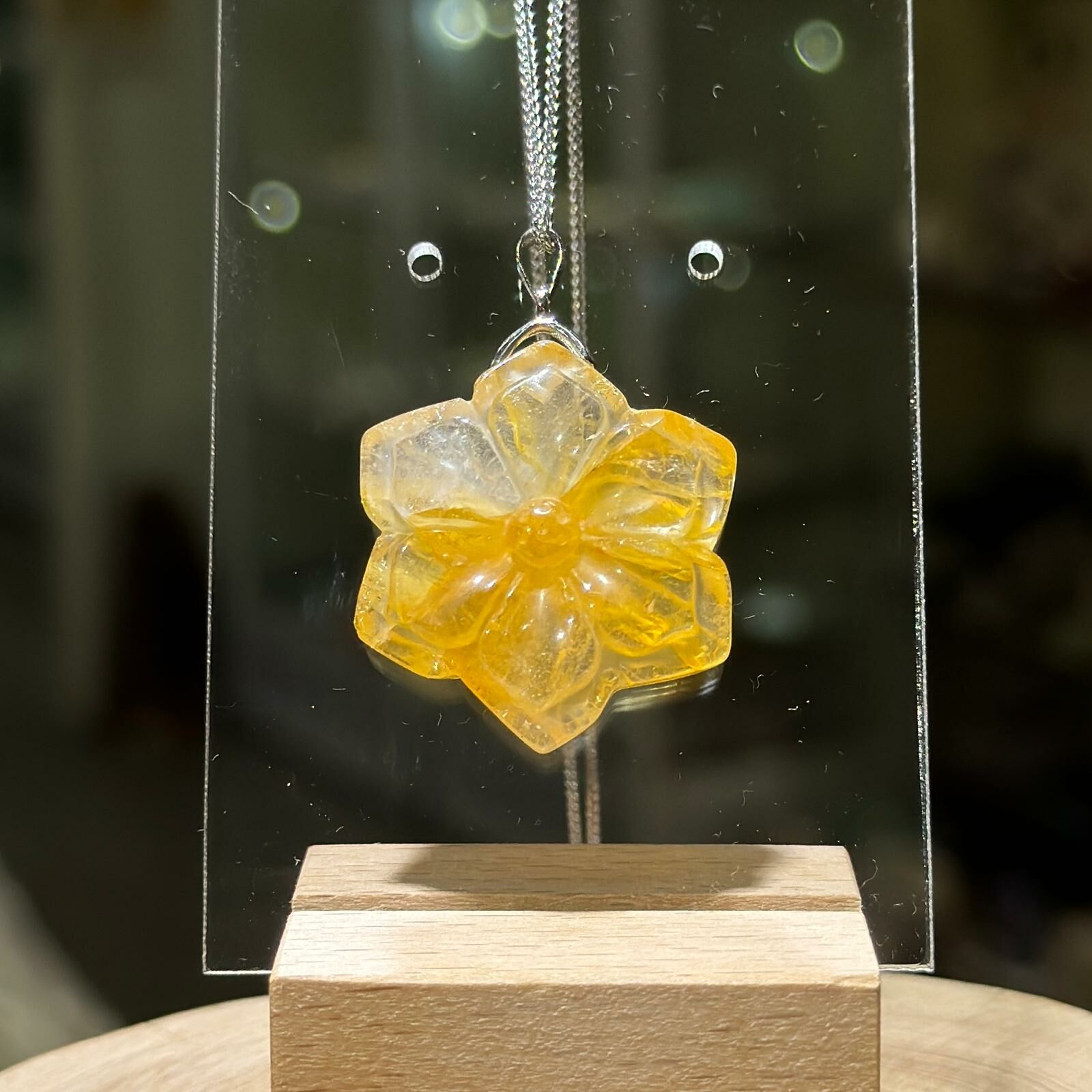 黃膠花 水晶花形吊飾 (#02)
