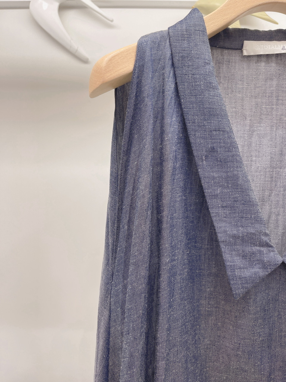 V領牛仔無袖洋裝