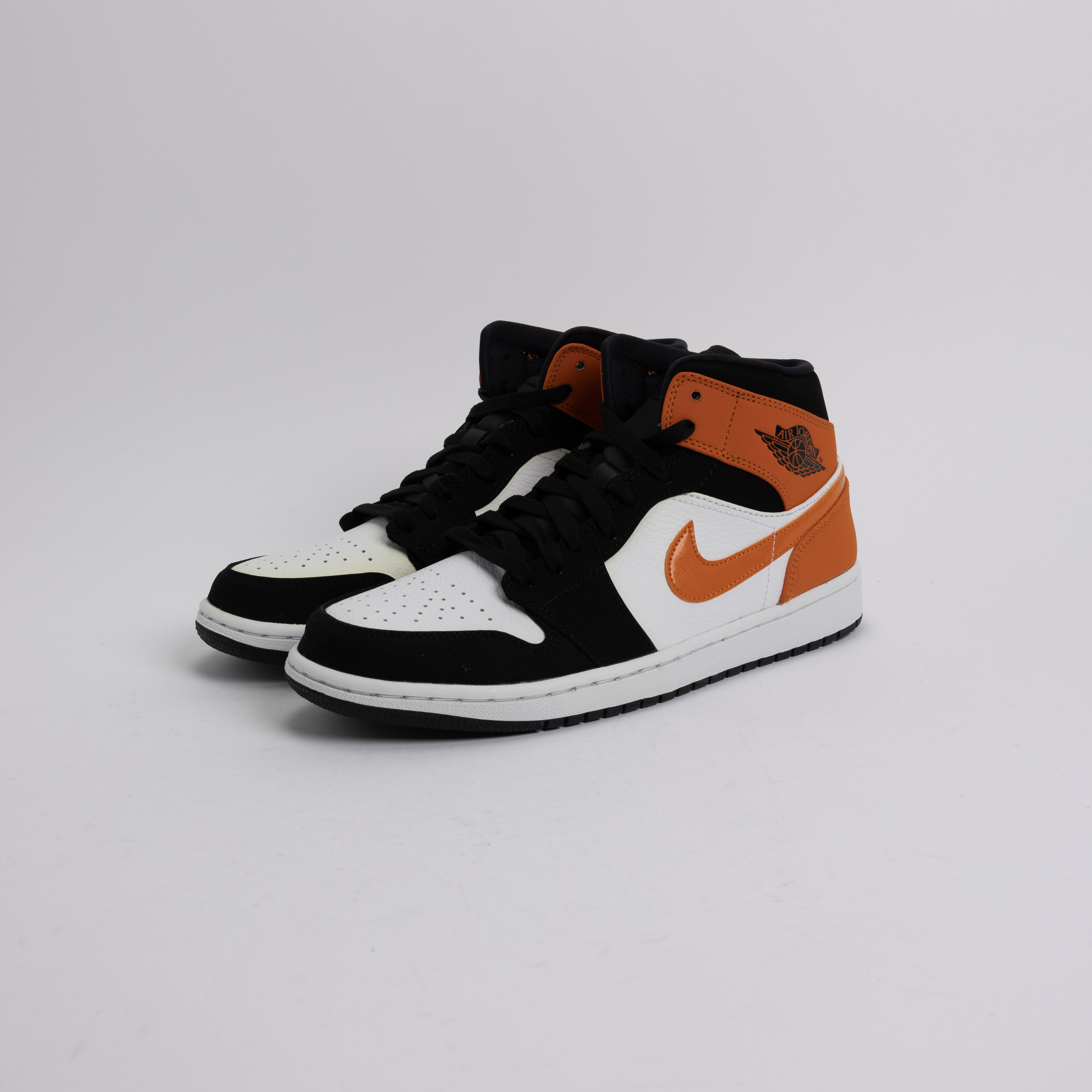 【瑕疵商品83】-(B8c)-AIR JORDAN 1 MID "SHATTERED BACKBOARD"-554724 058