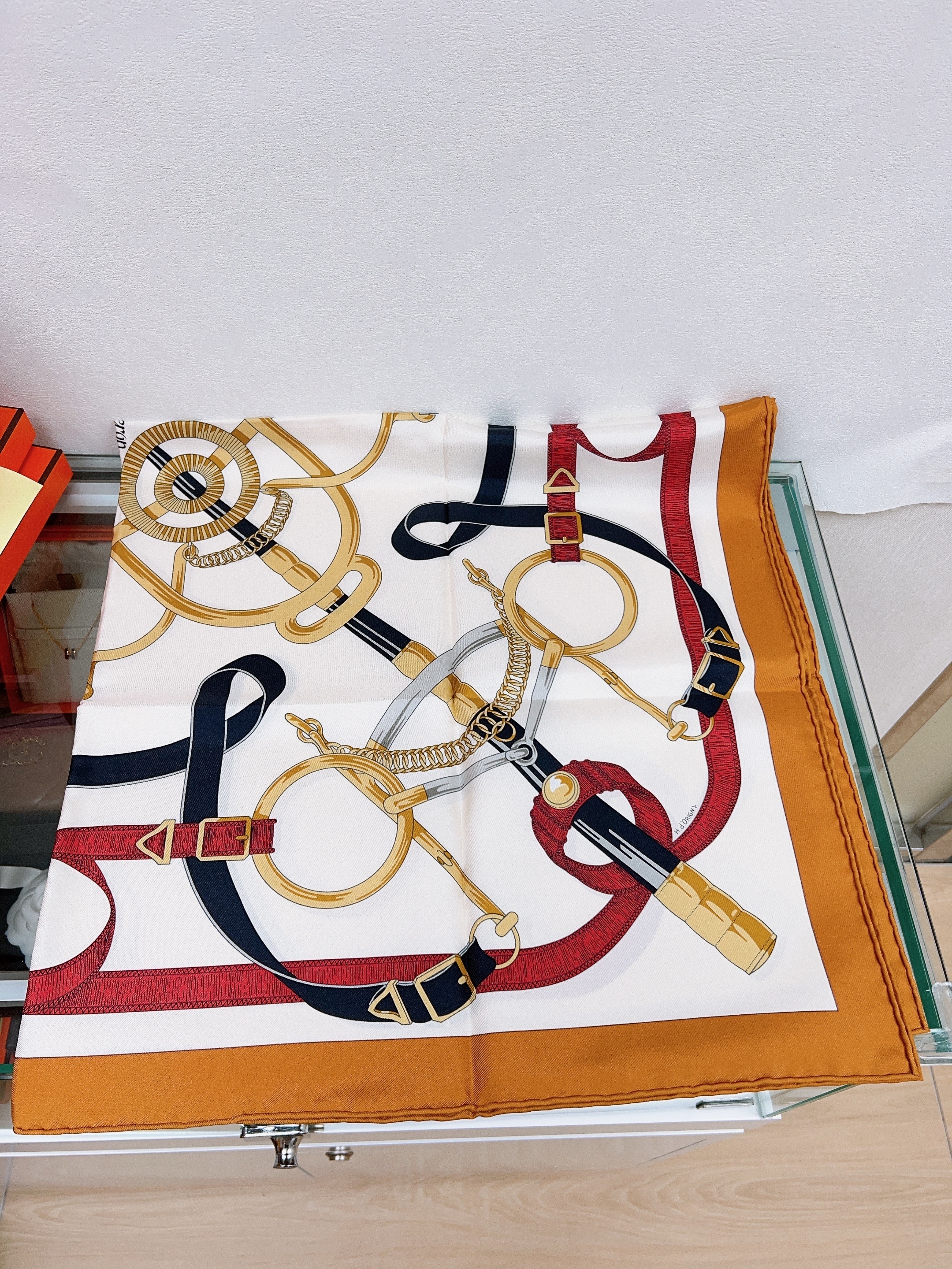 *Unused* Hermes scarf 90cm (eperon d’or forever/ beige)