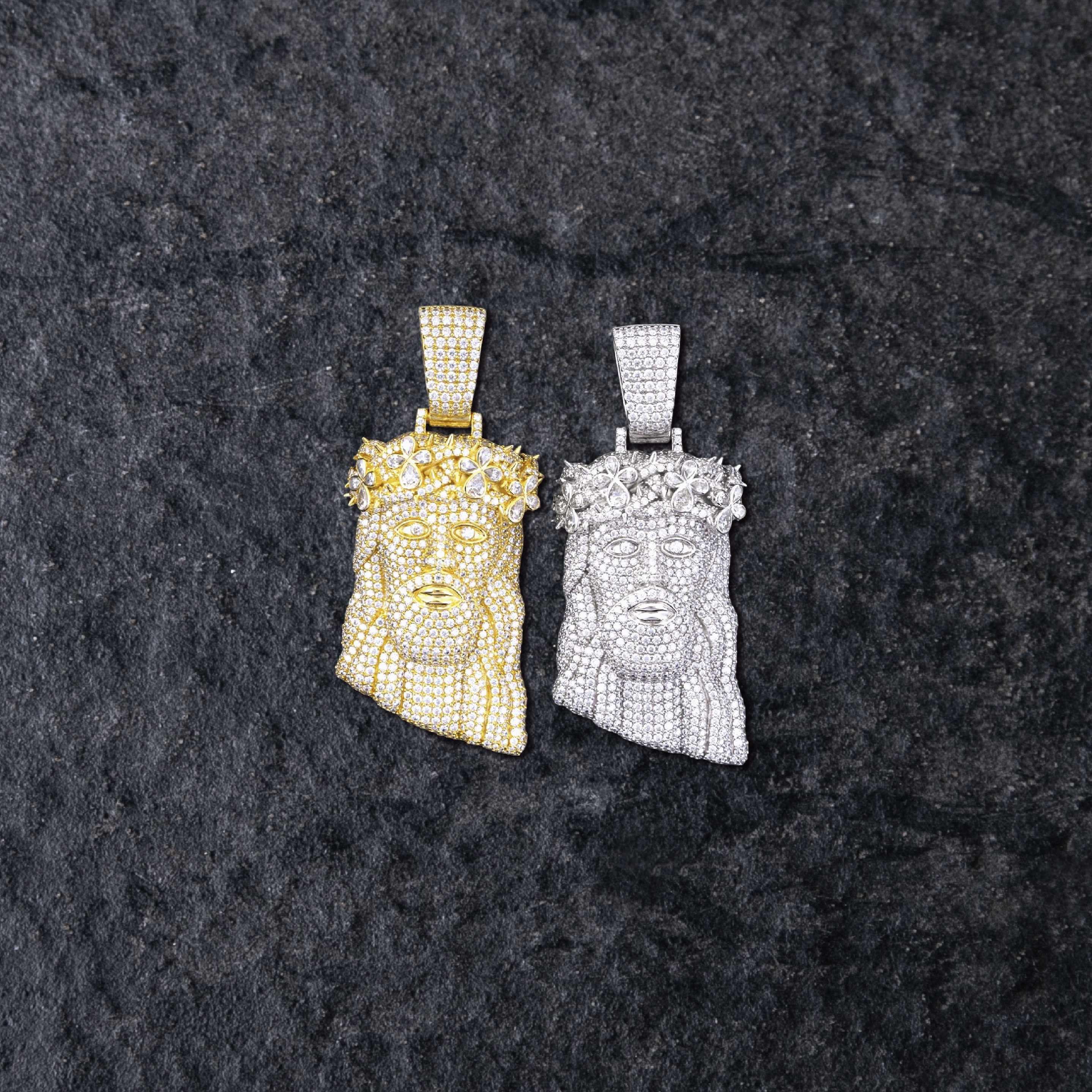 925銀莫桑石滿鑲耶穌四葉草造型墜飾