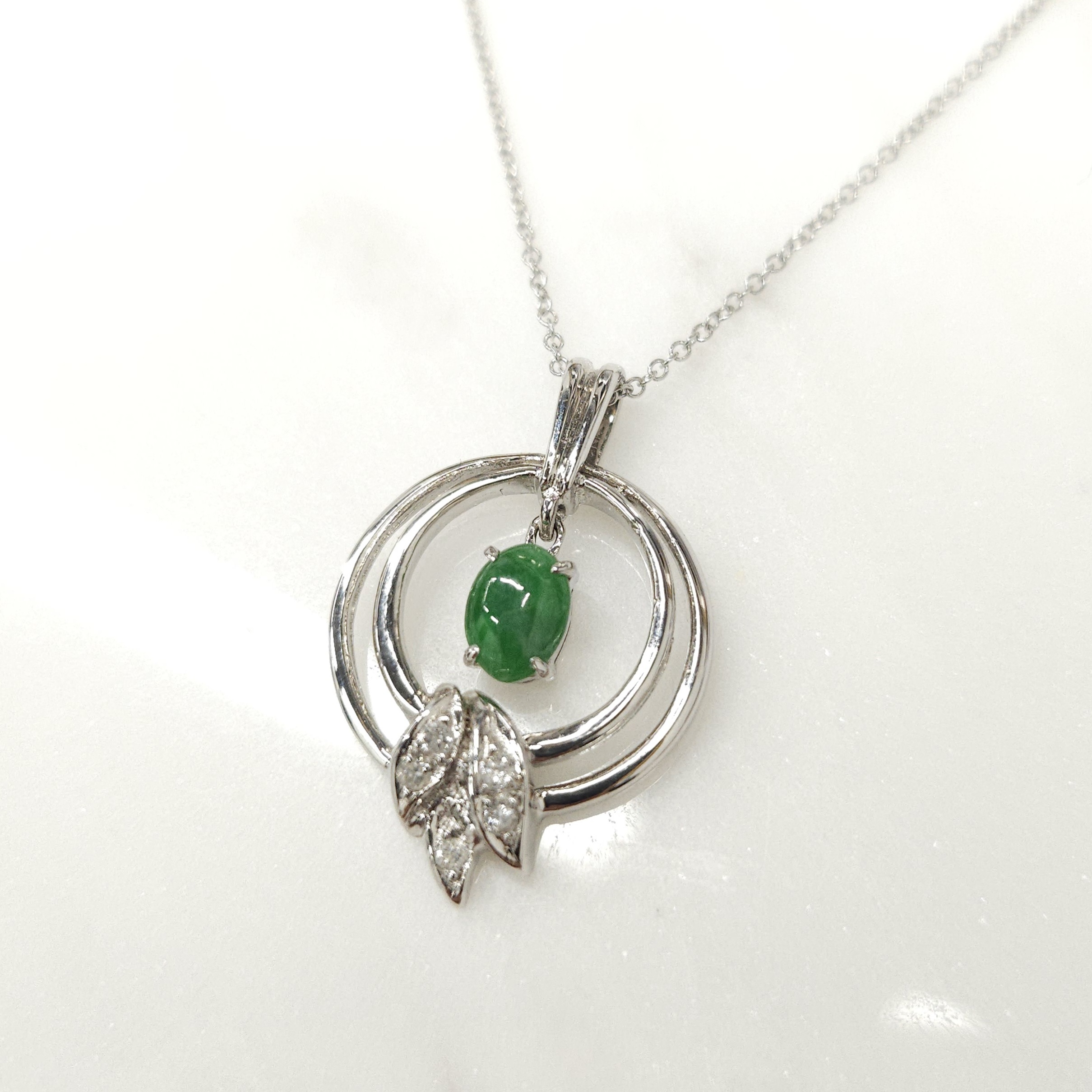 14K White Gold 0.06ct Diamond and Jade Pendant