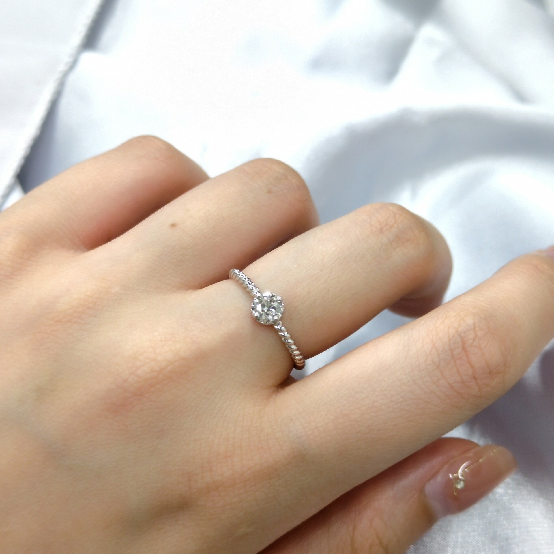 全新18K白金【單粒28份鑽石】戒指