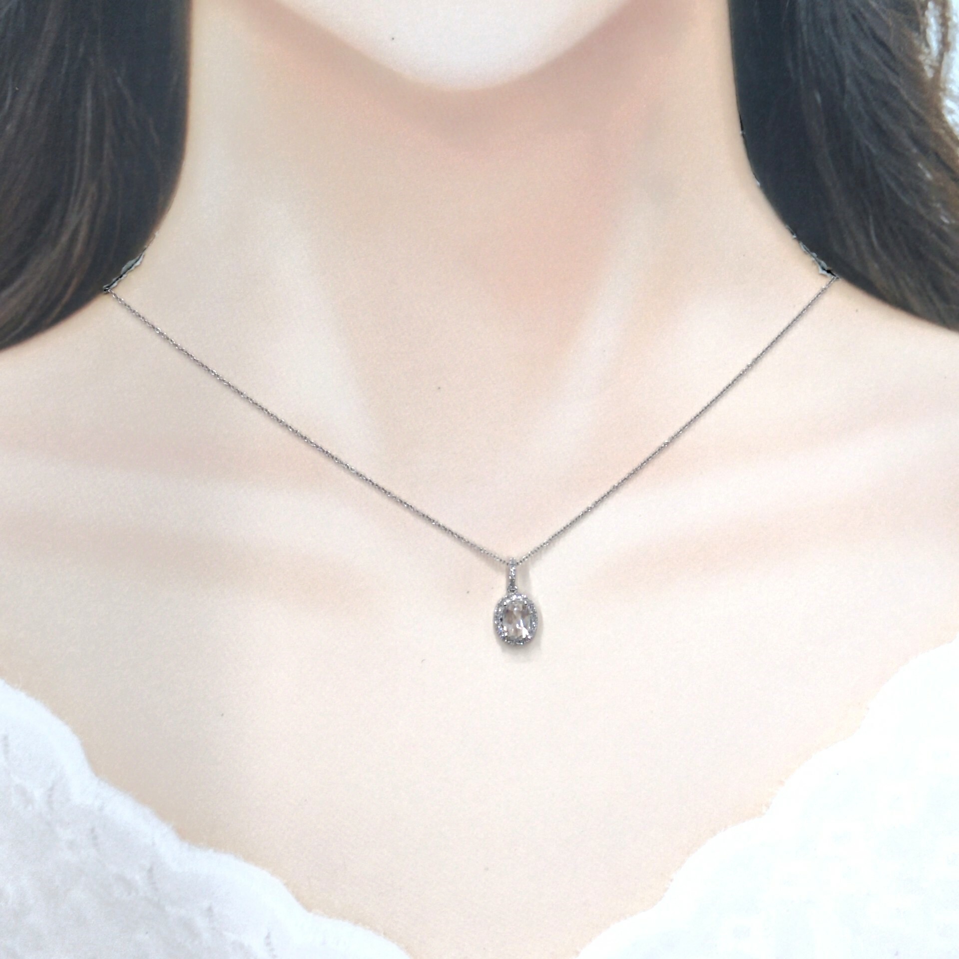 18K White Gold 0.71ct Diamond Pendant